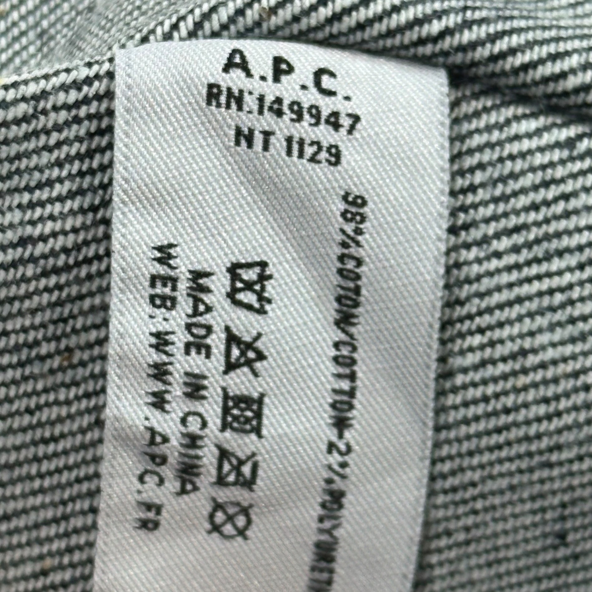 A.P.C.(アーペーセー) Sword and Guitar Logo Print Denim Tote Bag 剣とギター ロゴ プリント デニム トートバッグ インディゴ×ホワイト