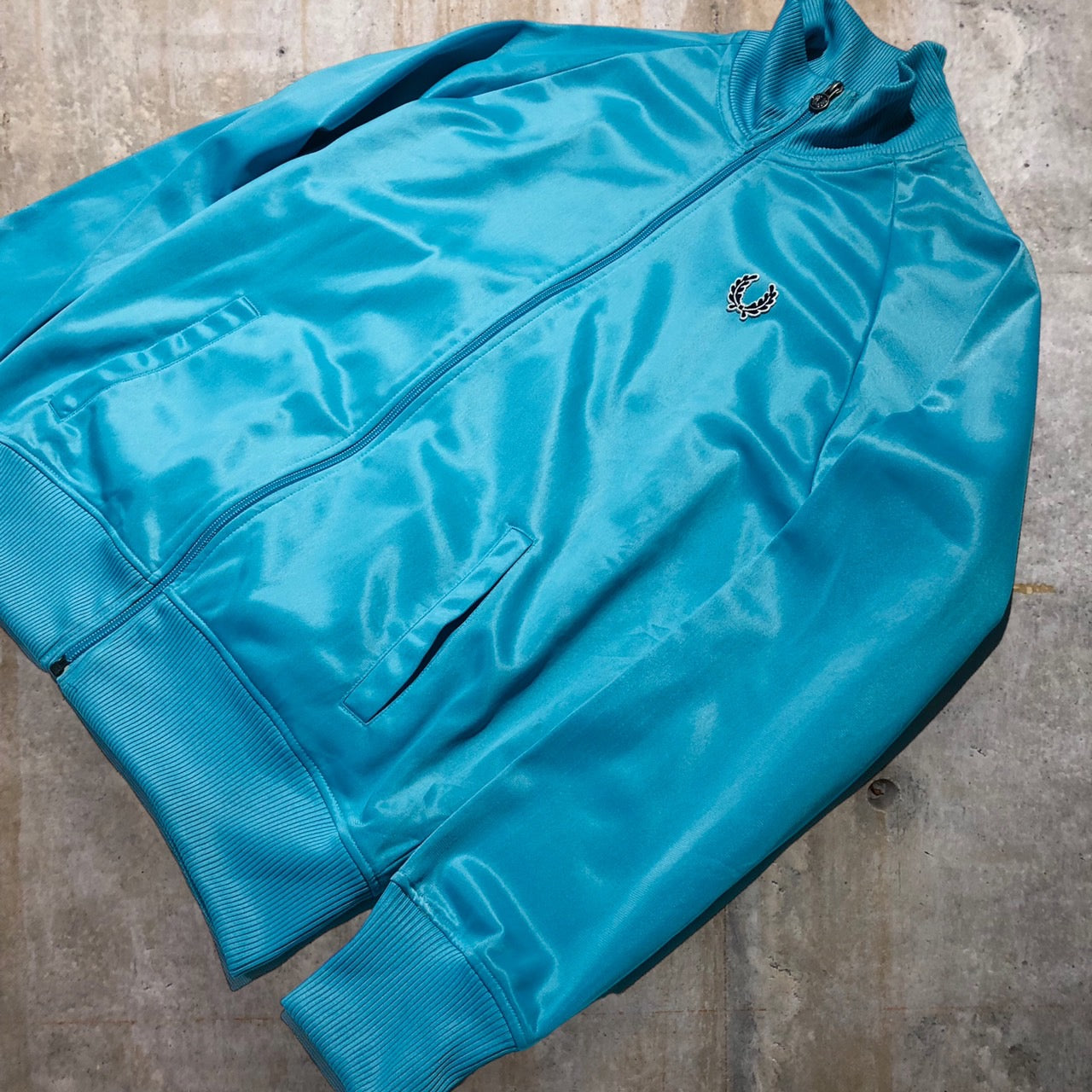 FRED PERRY(フレッドペリー) トラックジャケット M ブルー