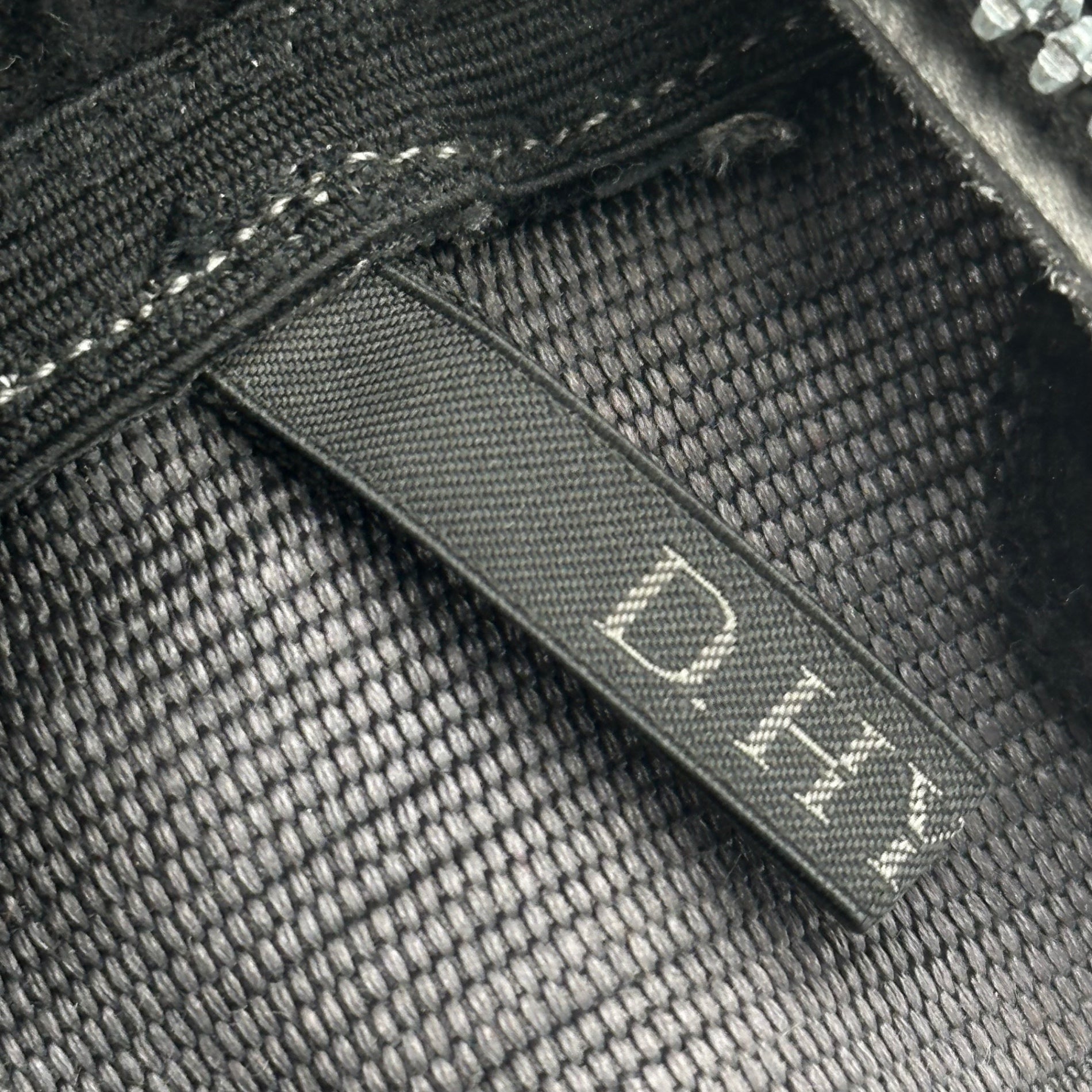 D.HYGEN(ディーハイゲン) Horse Leather Overlock Gloves ホースレザー オーバーロック グローブ グレー 手袋