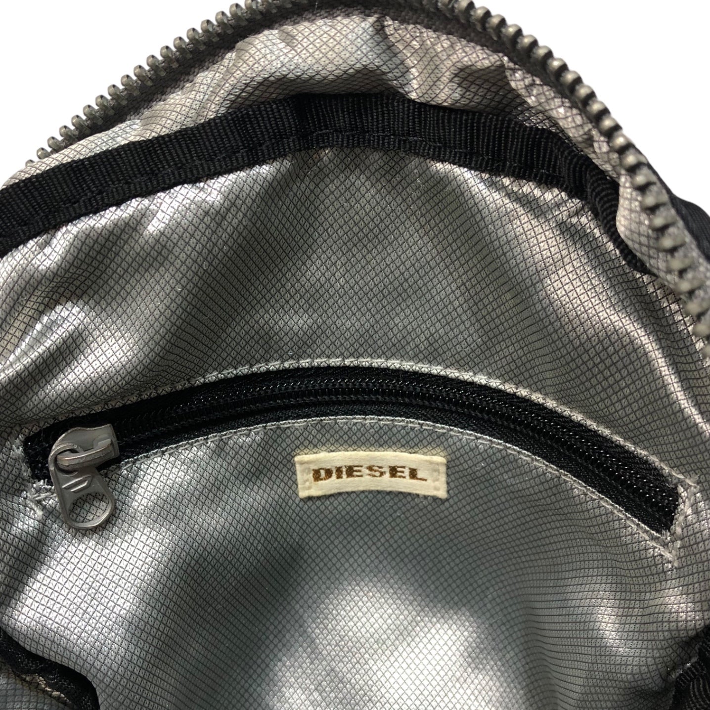 DIESEL(ディーゼル) 00's Archive nylon shoulder bag ナイロン ショルダー バッグ ブラック Y2K サコッシュ テック