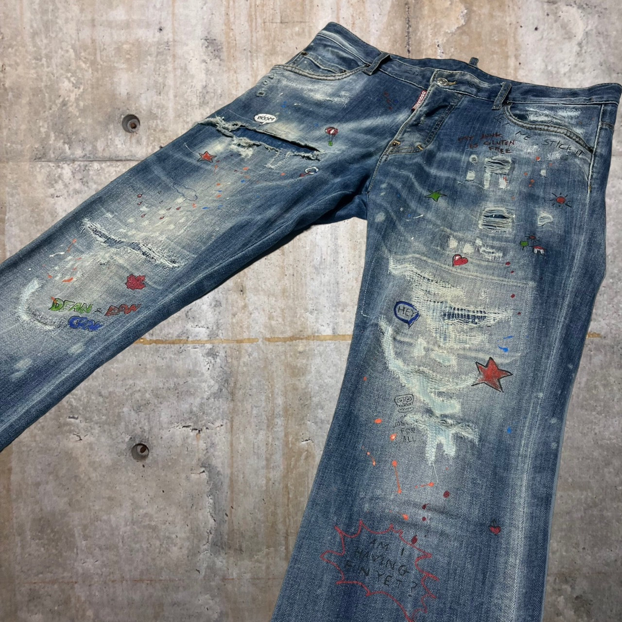 DSQUARED2(ディースクエアード) TRASH LIGHT WASH SKATER JEAN スケーター ジーンズ/落書きデニムパンツ S74LB0942 48(Lサイズ程度) ブルー