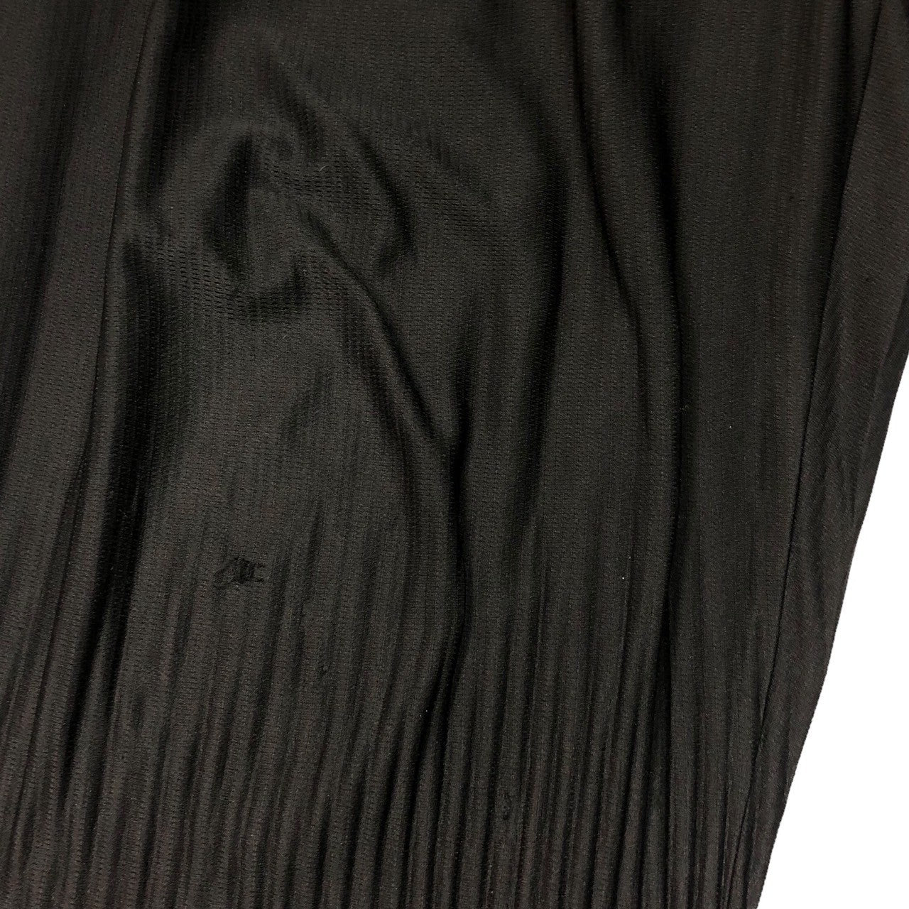 HOMME PLISSE ISSEY MIYAKE(オムプリッセイッセイミヤケ) Erased pleated full-length pants 消しプリーツ フルレングス パンツ HP55JF151 1(S程度) ブラック