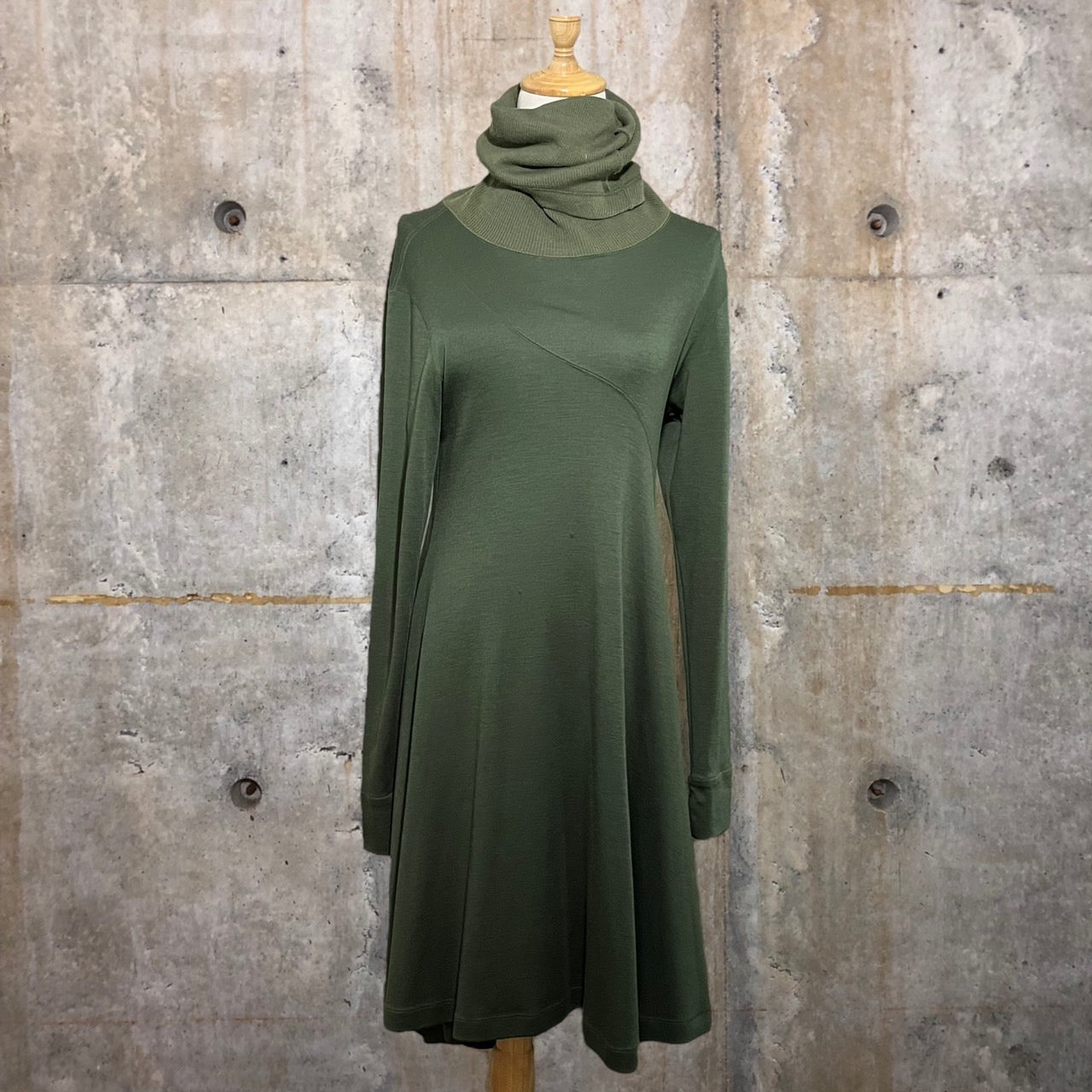 ISSEY MIYAKE(イッセイミヤケ) 80's筆タグ ウール ニット 切替ワンピース 変形 アシンメトリー JY23028 M カーキ 80年代 ヴィンテージ