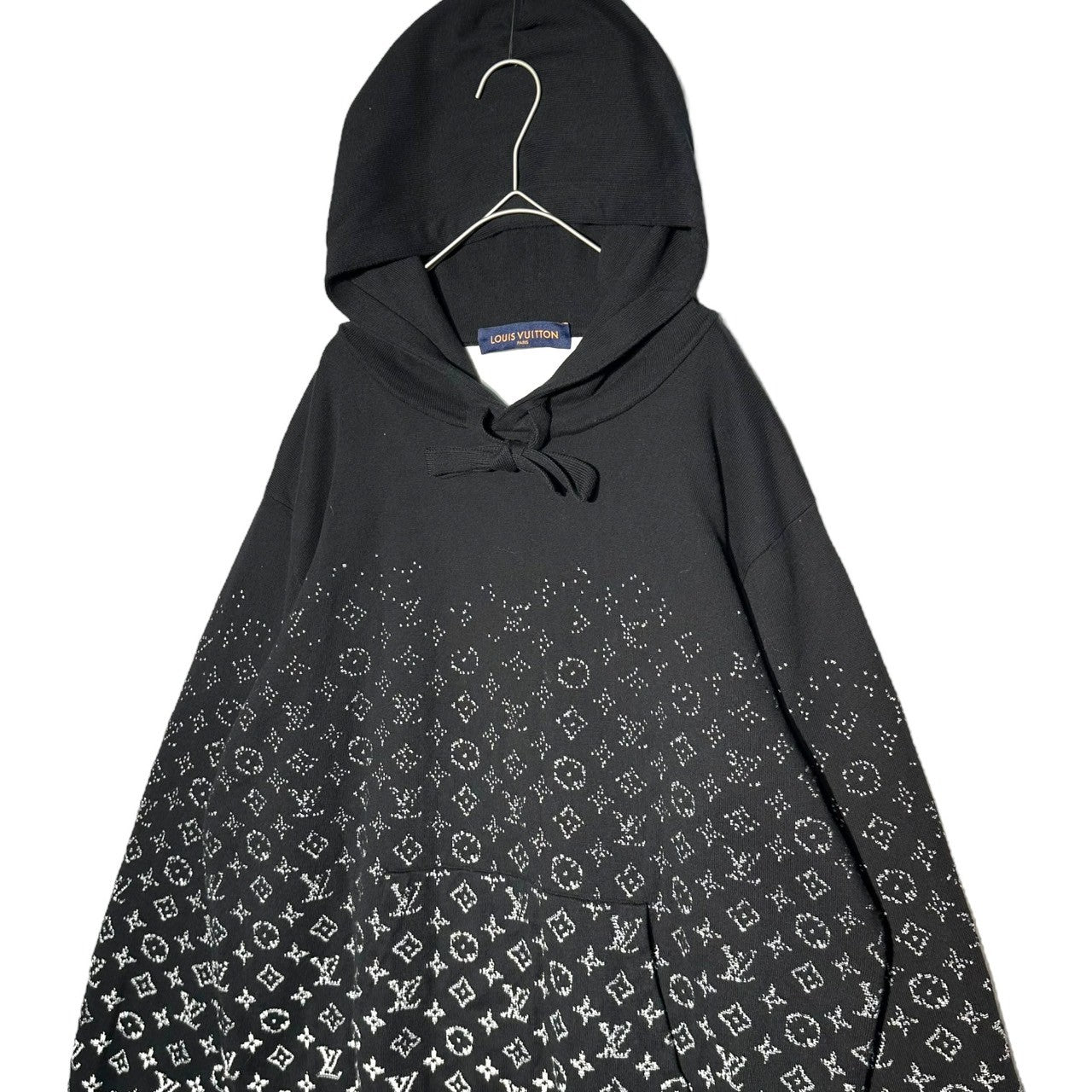LOUIS VUITTON(ルイヴィトン) 22AW Monogram Gradient Cotton Hoodie Pullover Parka モノグラム グラディエント コットン フーディー プルオーバー パーカー RM222Q USO HNN45W XL ブラック CA36929 VCCM08 国内参考定価210,100円(税込)