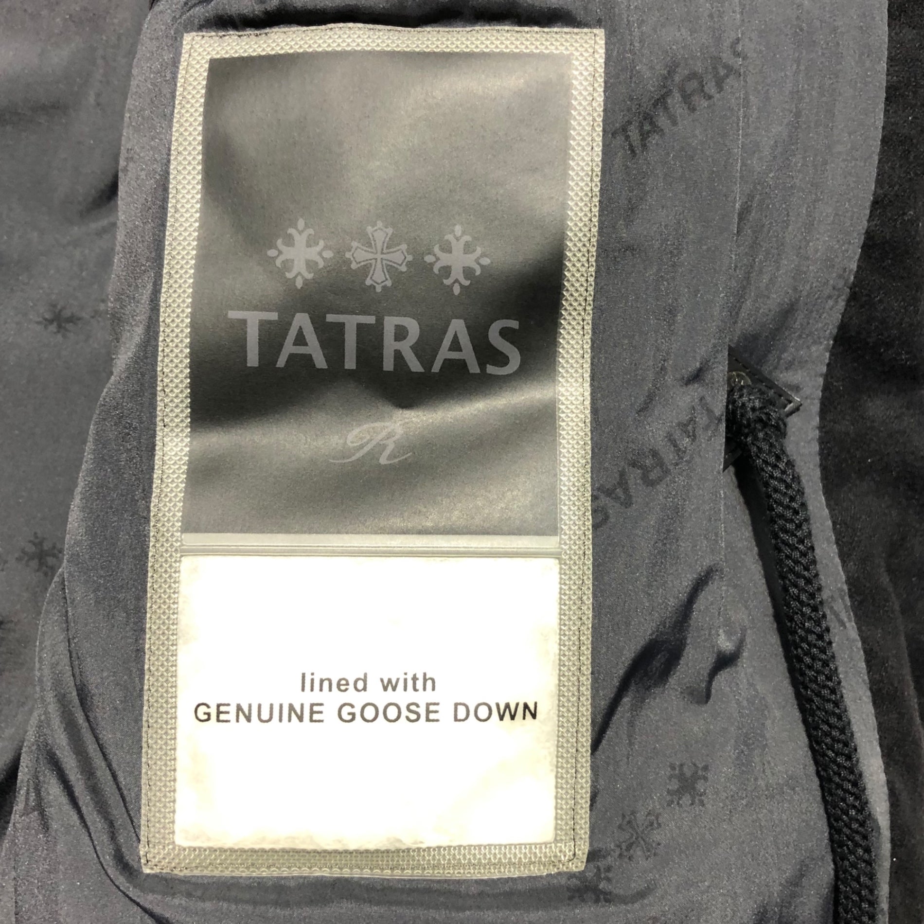 TATRAS(タトラス) R LINE DINANDO ディナンド ウール ナイロン ソリッド フーディ ダウン ブルゾン MTAT20A485-D 03(L程度) ブラック ジャケット