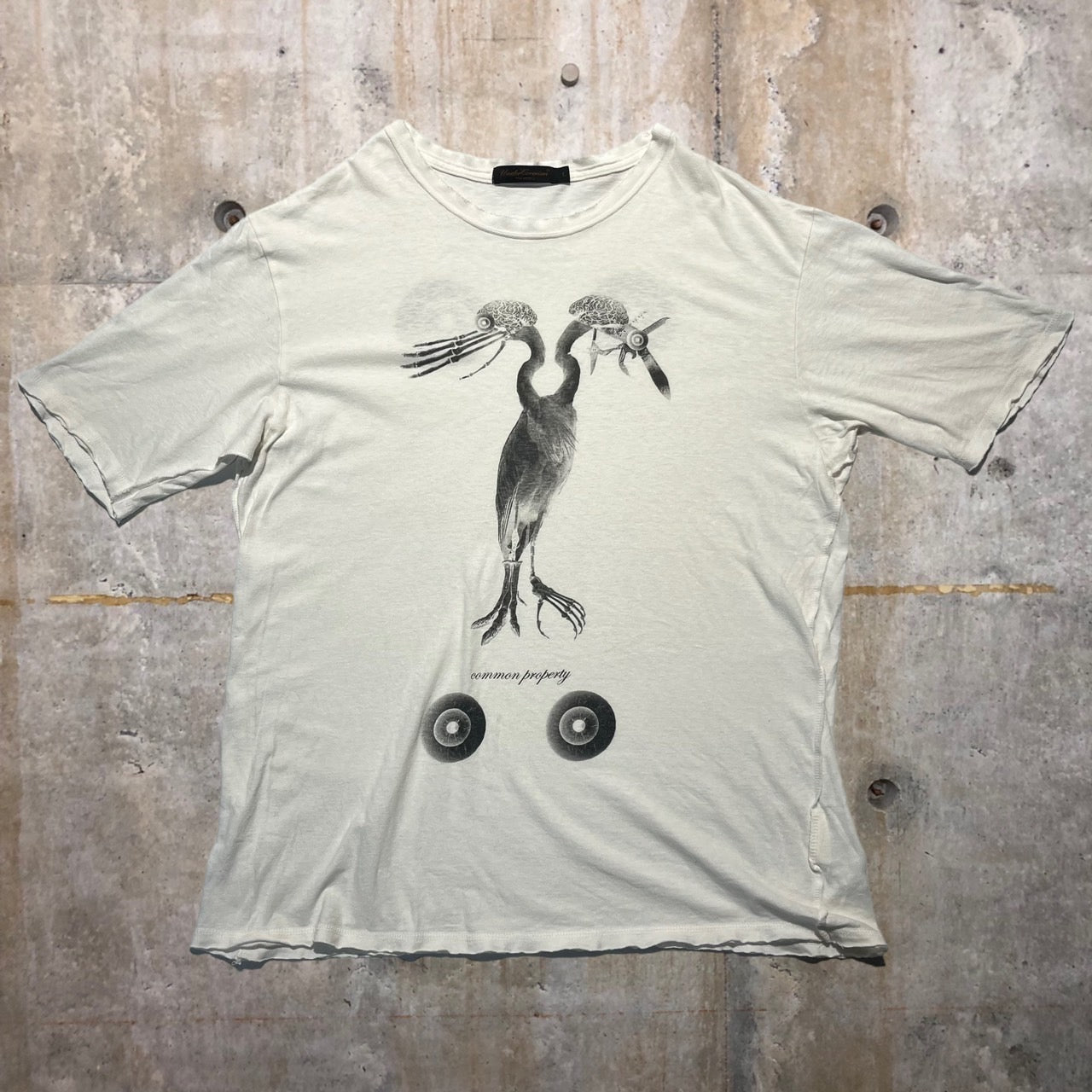 UNDERCOVERISM(アンダーカバーイズム) COMMON PROPERTY PRINT TEE L ホワイト
