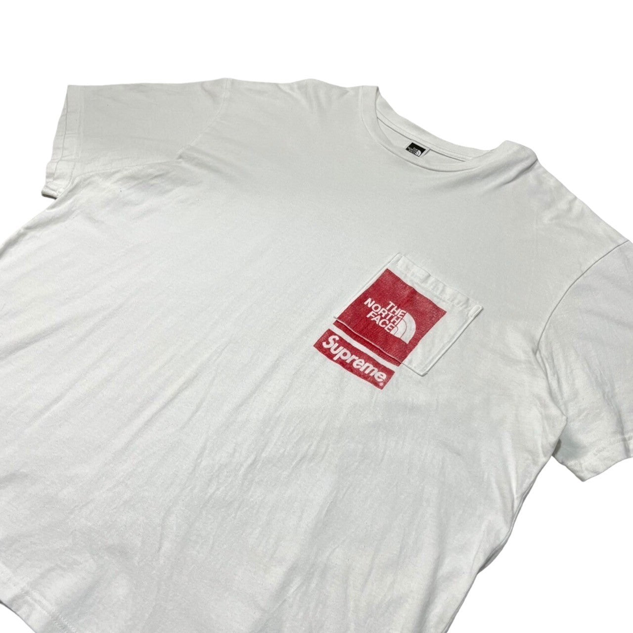 SUPREME × THE NORTH FACE(シュプリーム × ノースフェイス) 23SS The North Face Printed Pocket Tee プリント ポケットTシャツ XL ホワイト×レッド