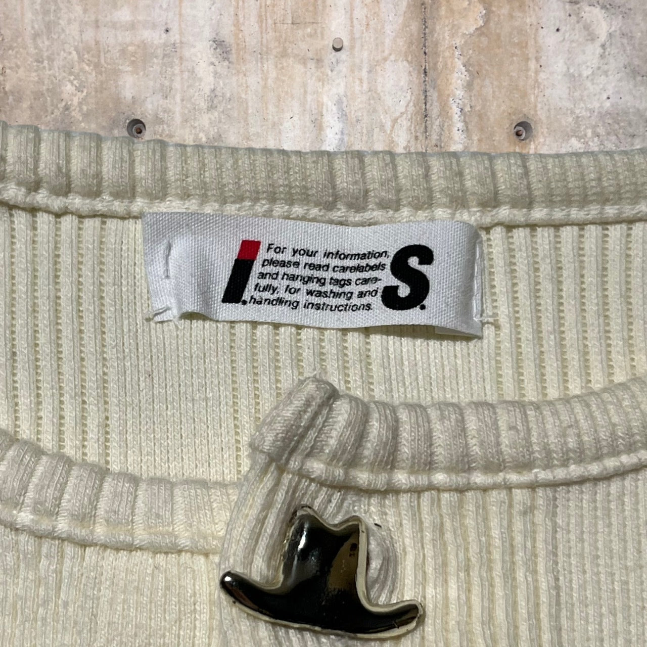 i.s. ISSEY MIYAKE(アイエス イッセイミヤケ) 90's design button ribbed cardigan/デザインボタンリブカーディガン IS23JO014 M アイボリー