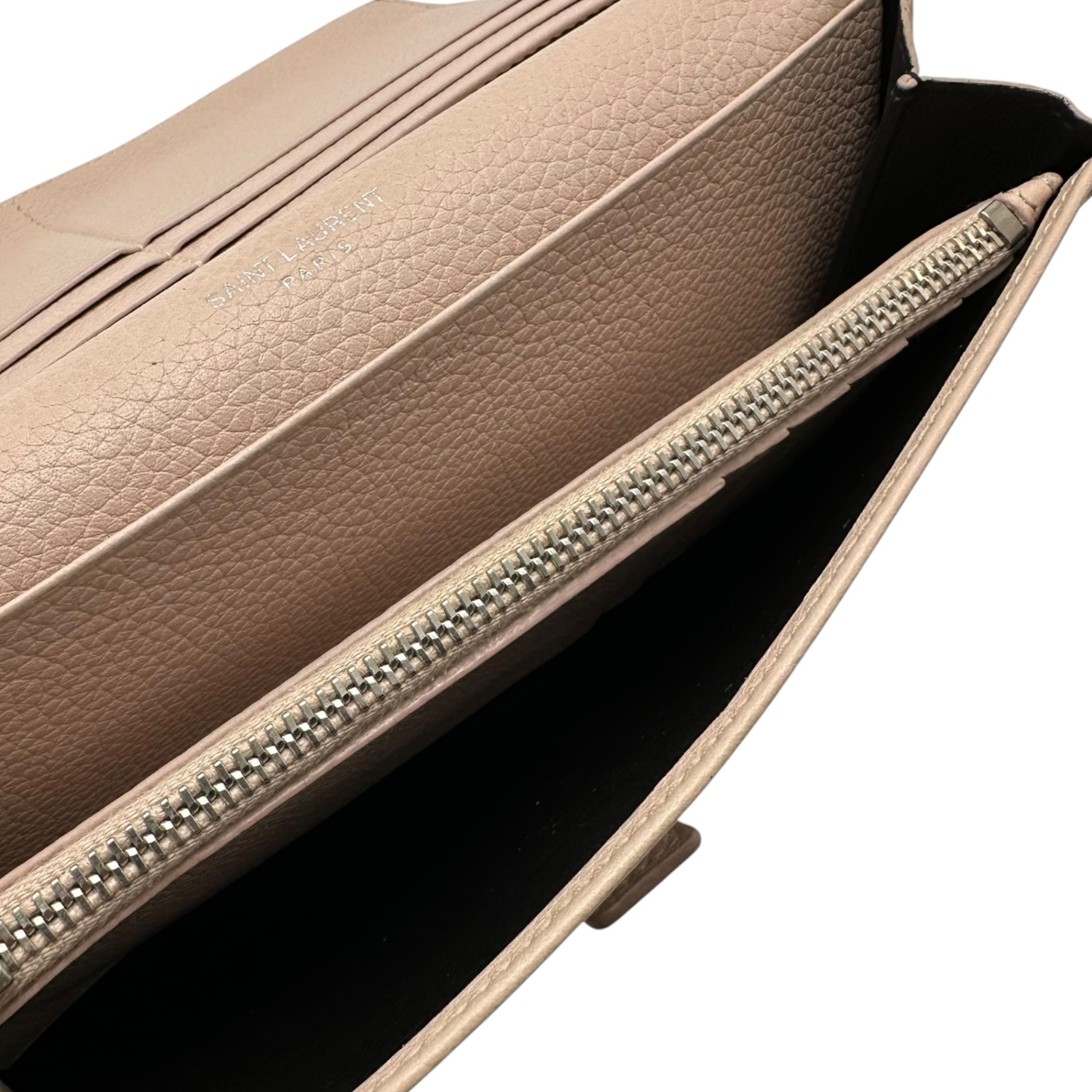 YVES SAINT LAURENT(イヴサンローラン) Sac de Jour Long Wallet サックドジュール ロング ウォレット ピンク 長財布