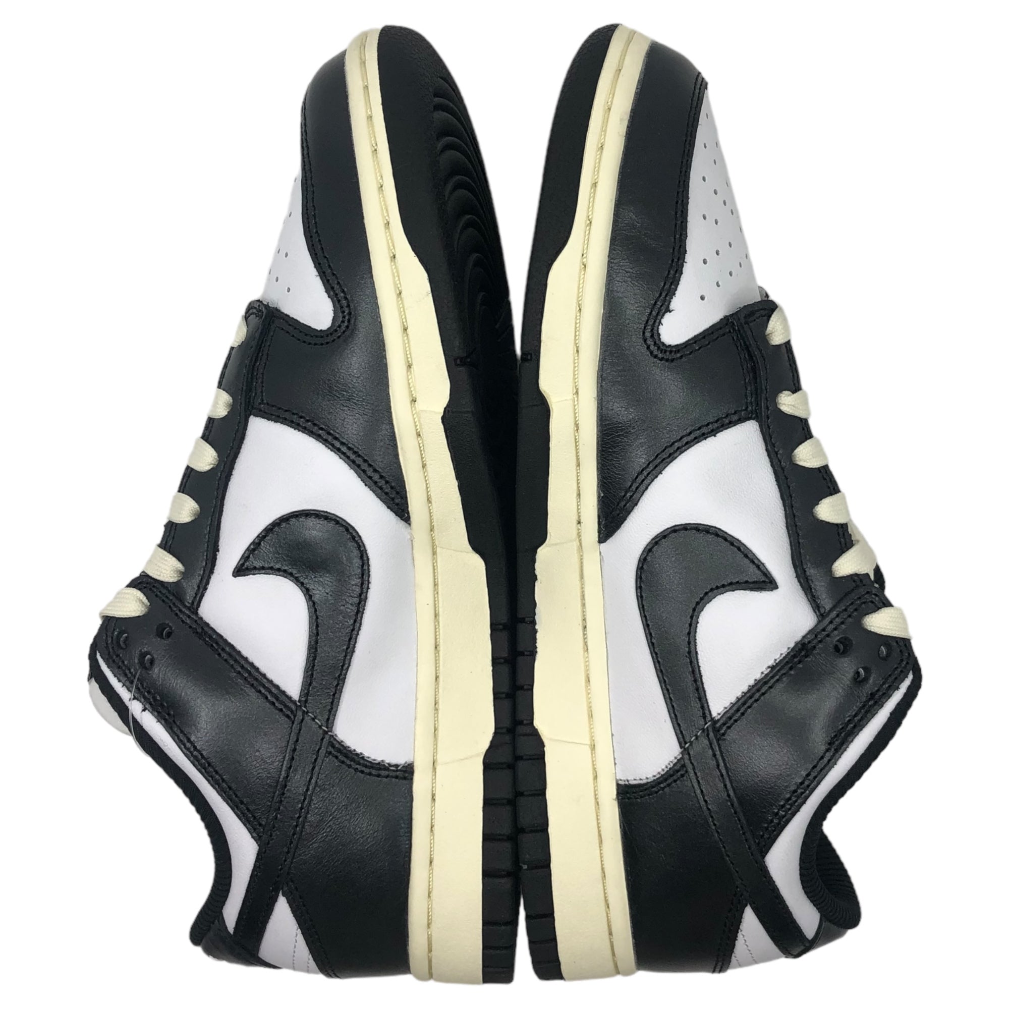NIKE(ナイキ) WMNS Dunk Low PRM Vintage "Black and White/Panda" ダンク ロー ヴィンテージ パンダ FQ8899-100 25.5cm ブラック×ホワイト ローカット スニーカー