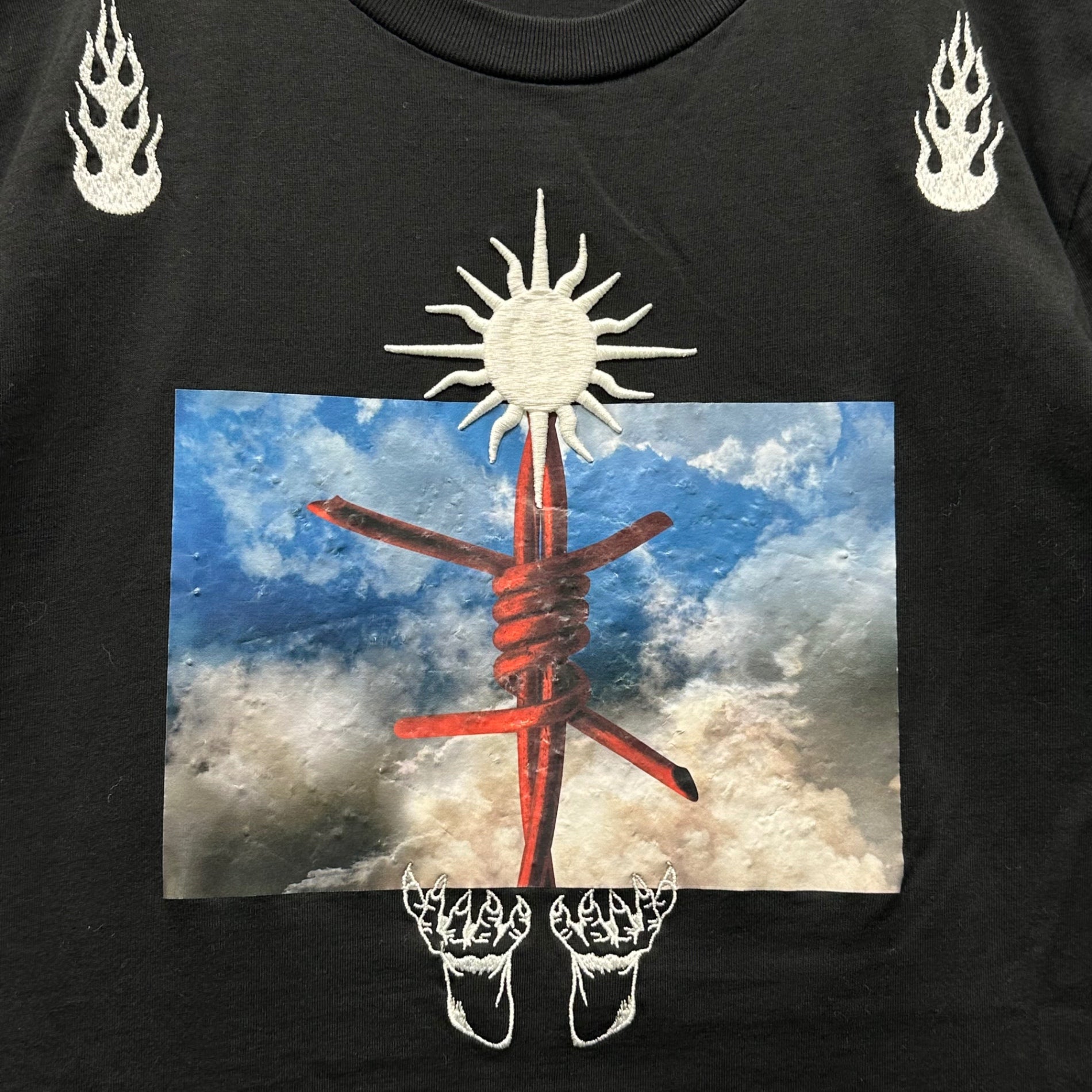 DIESEL(ディーゼル) Graphic Print Embroidered Short-Sleeve T-Shirt グラフィック プリント 刺繍 半袖 Tシャツ XS ブラック