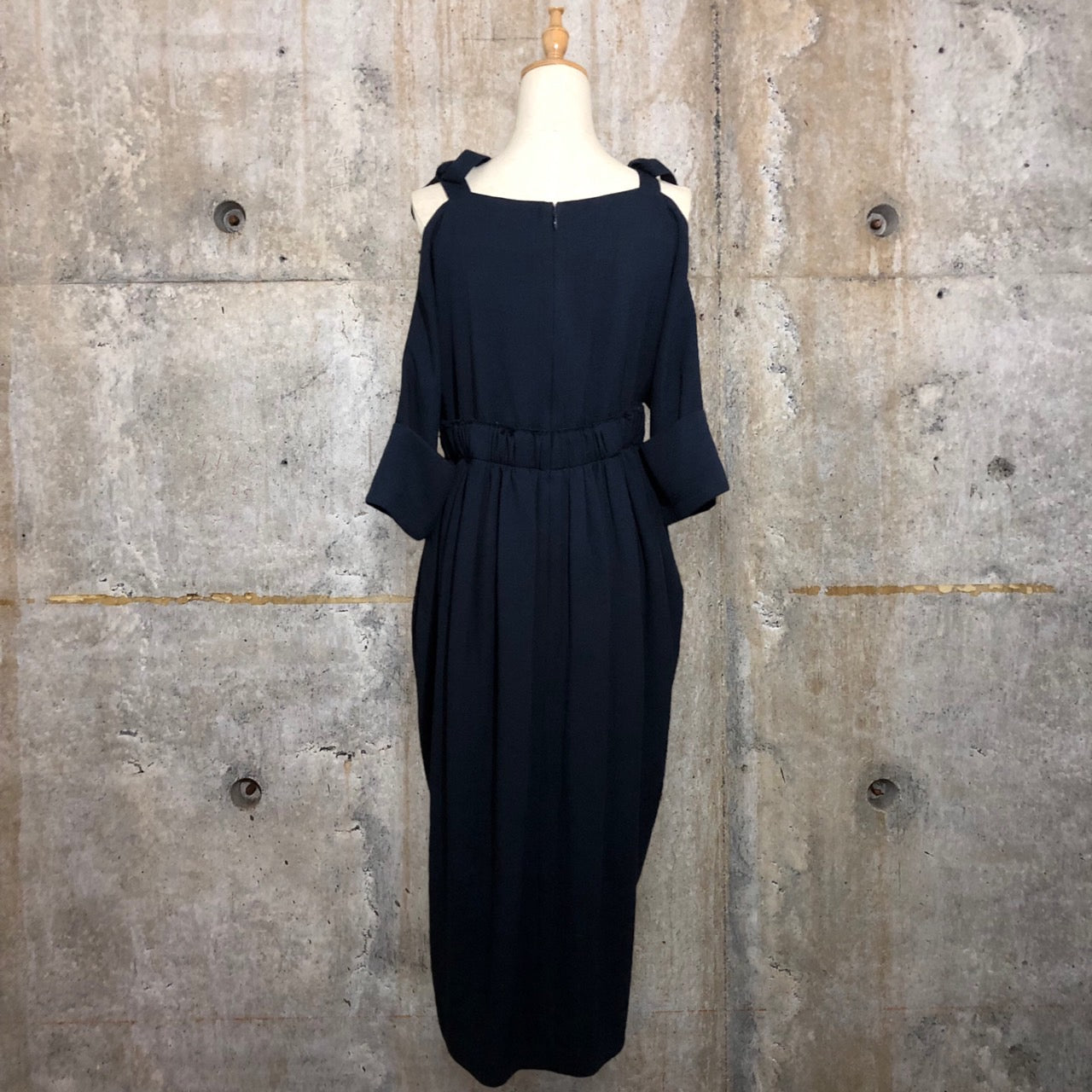 TARO HORIUCHI(タロウホリウチ) オフショルダーウエストギャザーワンピース 1901-DR05-112 FREE ネイビー