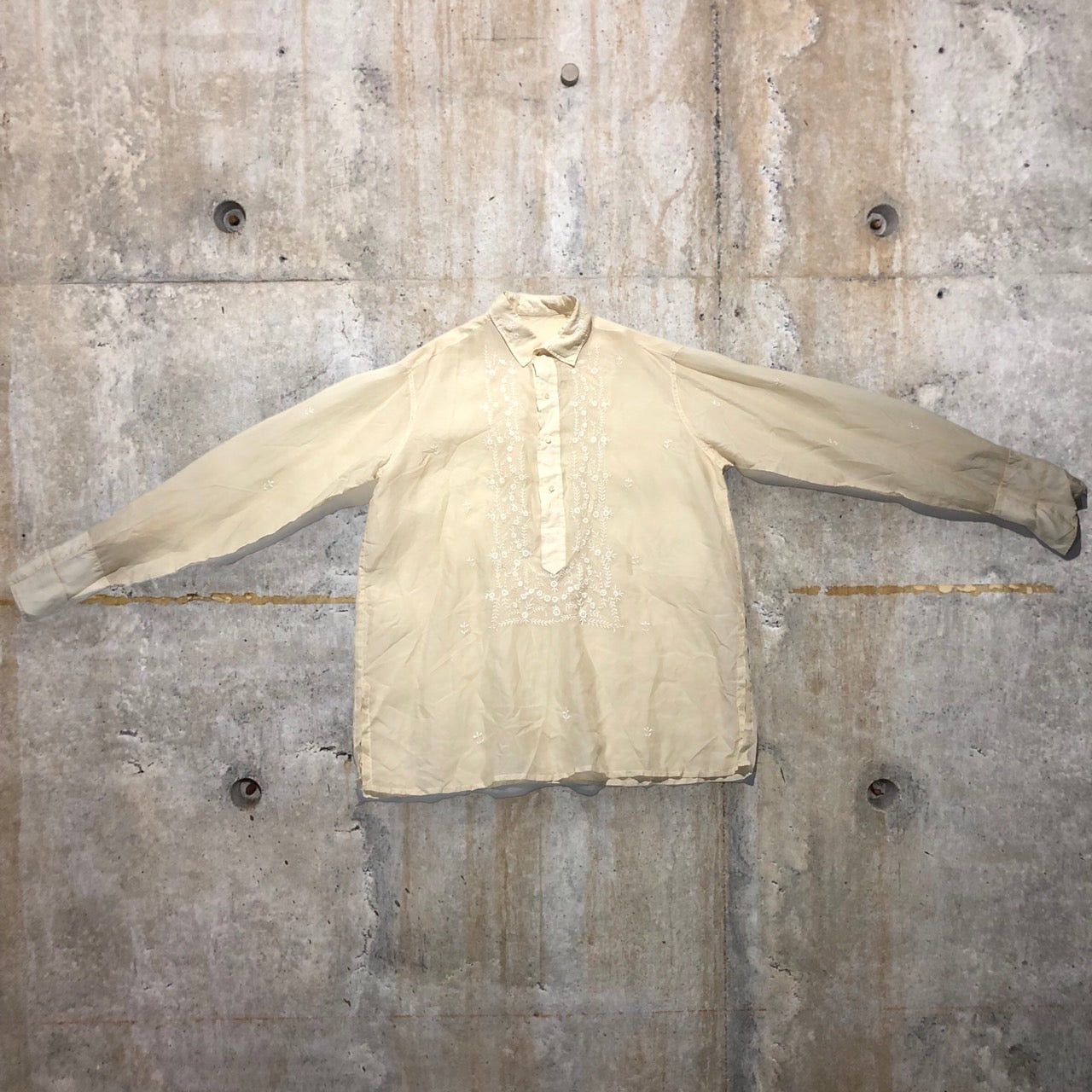 VINTAGE(ヴィンテージ) ~50'sフラワーステッチシルクプルオーバーシャツ 表記なし(L程度) アイボリー