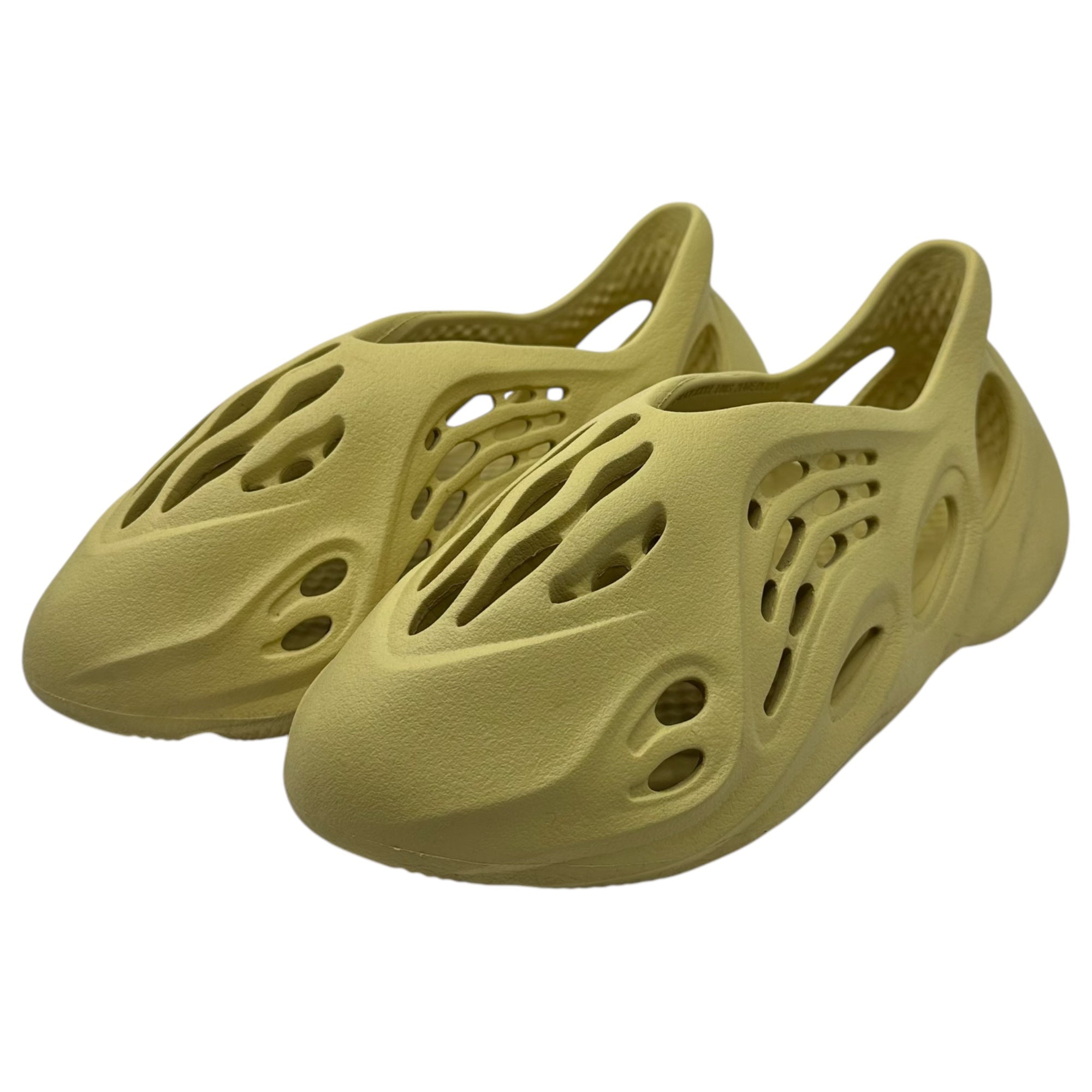 adidas(アディダス) Foam Runner Sulfur フォーム ランナー GV6775 US10(28cm程度) イエロー サンダル スニーカー