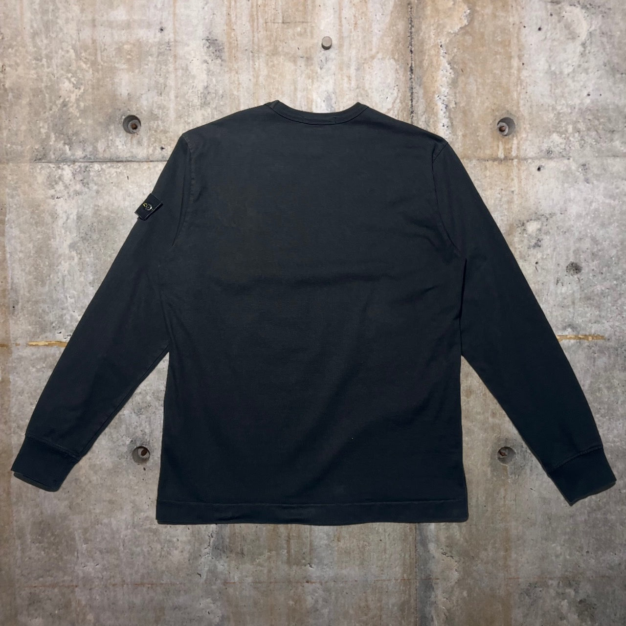 STONE ISLAND(ストーンアイランド) 21SSヘビーウェイトコットンクルーネックL/Sカットソー 741564450 L ブラック