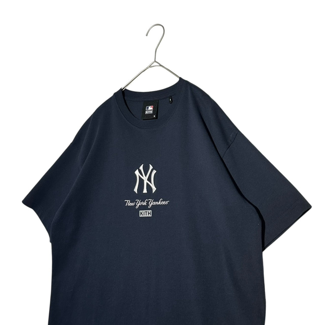 KITH(キス) MLB Yankees LOGO TEE ヤンキース ロゴ 刺繍 Tシャツ 20-071-060-0189-3-0 S ネイビー