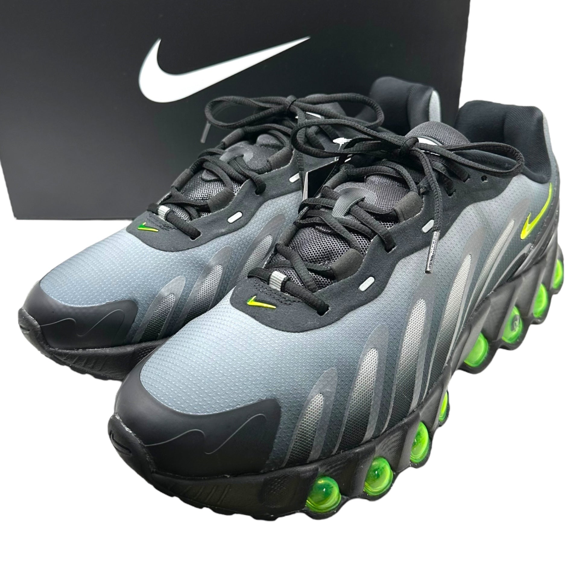 NIKE(ナイキ) Air Max DN8 "Black/Light Smoke Grey/Black/Volt" エア マックス DN8 FQ7860-003 28cm ブラック×グレー ローカット スニーカー 箱付