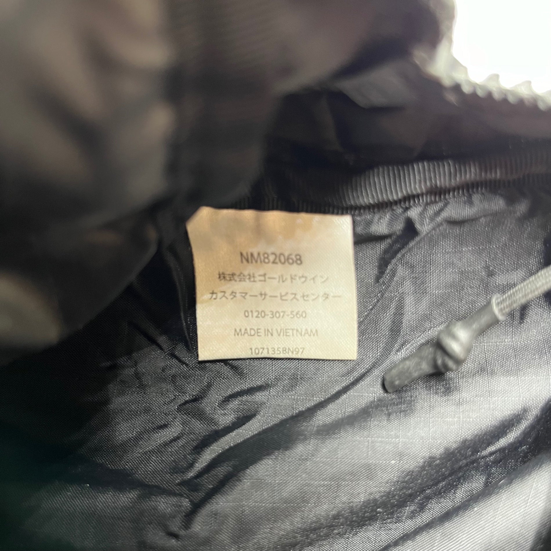 THE NORTH FACE(ノースフェイス) Glam Shoulder グラム ショルダー NM82068 3L ブラック ショルダーバッグ 折り畳み可能 アウトドア 旅行