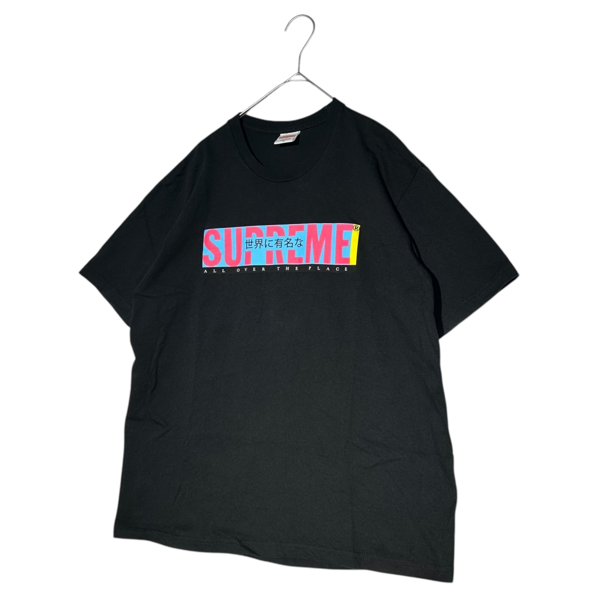 SUPREME(シュプリーム) 22SS All Over Tee ”世界に有名な” ロゴ プリント Tシャツ M ブラック