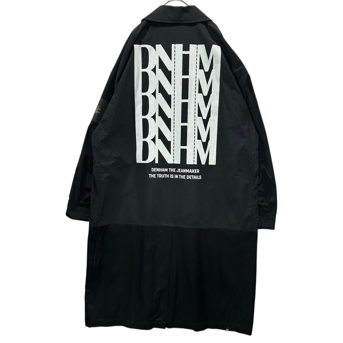 DENHAM(デンハム) Sleeve Details Back Print Nylon Coat 袖ライン バックプリント ナイロン コート ブラック
