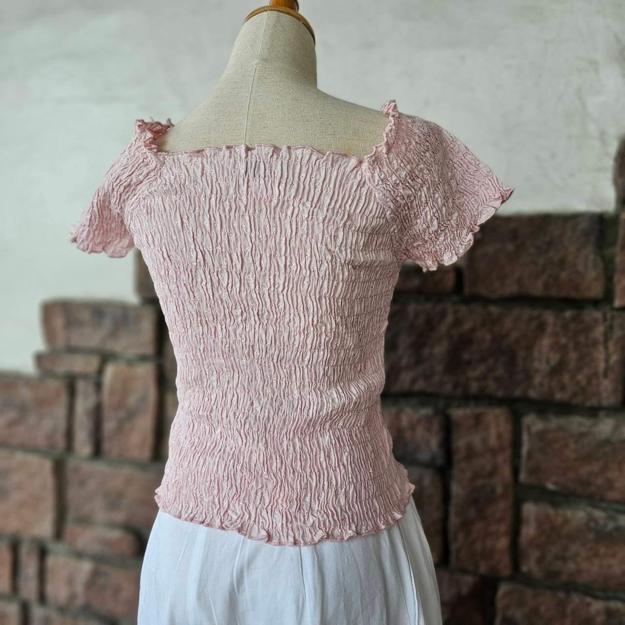 Euro vintage(ヨーロッパヴィンテージ) 80~90's pale pink floral smocking top 淡いペールピンクな花柄スモッキングシャーリングブラウス (S~M程度) ピンク