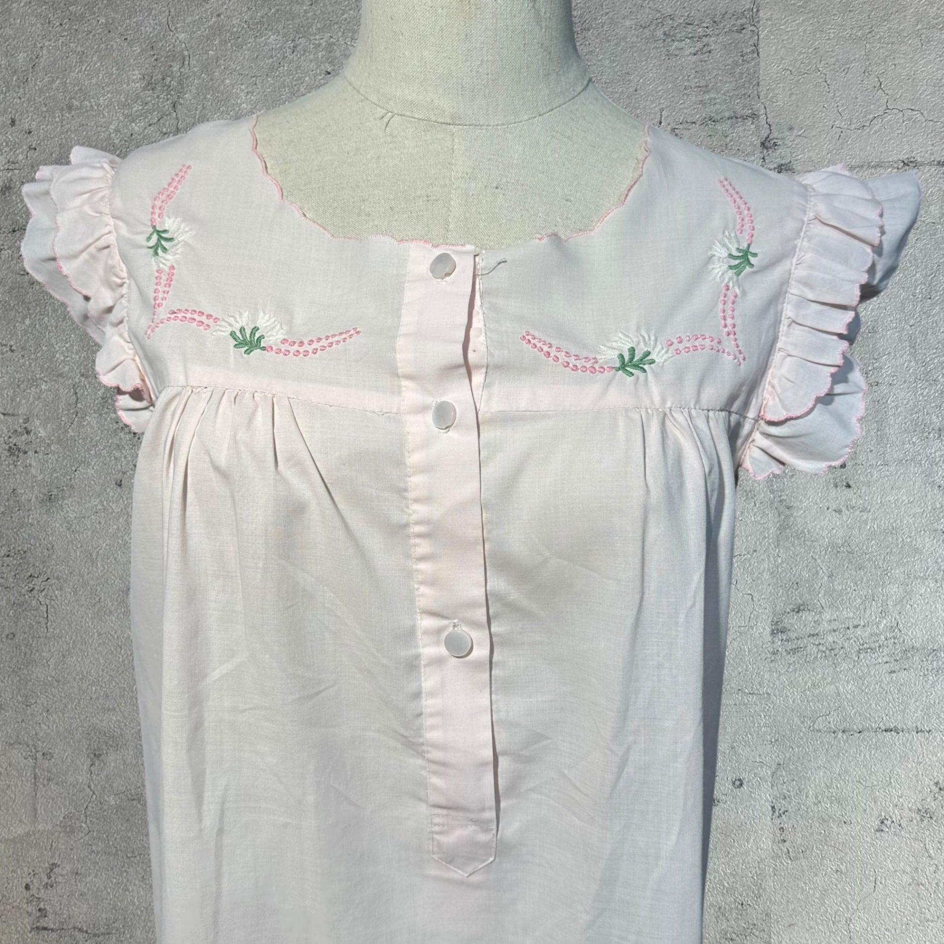 Euro vintage(ヨーロッパヴィンテージ) ten_70's~pale pink ruffle sleeve nighty maxi dress 淡いピンクのフリル袖のナイティドレスワンピース M~Lサイズ程度 ピンク
