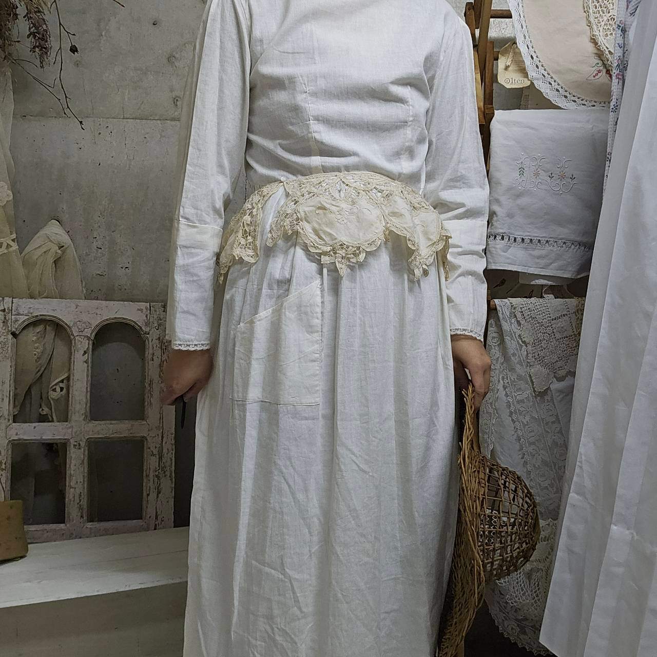 Euro Vintage(ヨーロッパヴィンテージ) Omekashi_ミニレースのロングワンピース 表記なし(Mサイズ程度) ホワイト