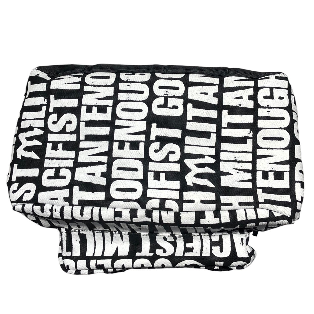 GOODENOUGH × militant pacifist × FABRICK(グッドイナフ×ミリタントパシフィスト×ファブリック) all over logo backpack ロゴ リュック バックパック ブラック×ホワイト