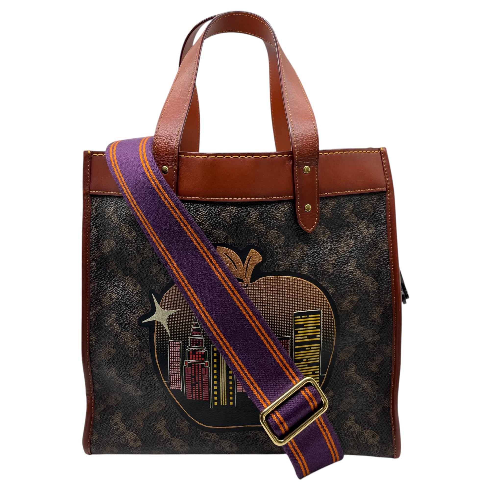 COACH(コーチ) Field tote NY フィールド トート 2WAY ショルダー バッグ C0768 ブラウン×ベージュ ハンド リンゴ ニューヨーク 限定 チャーム付