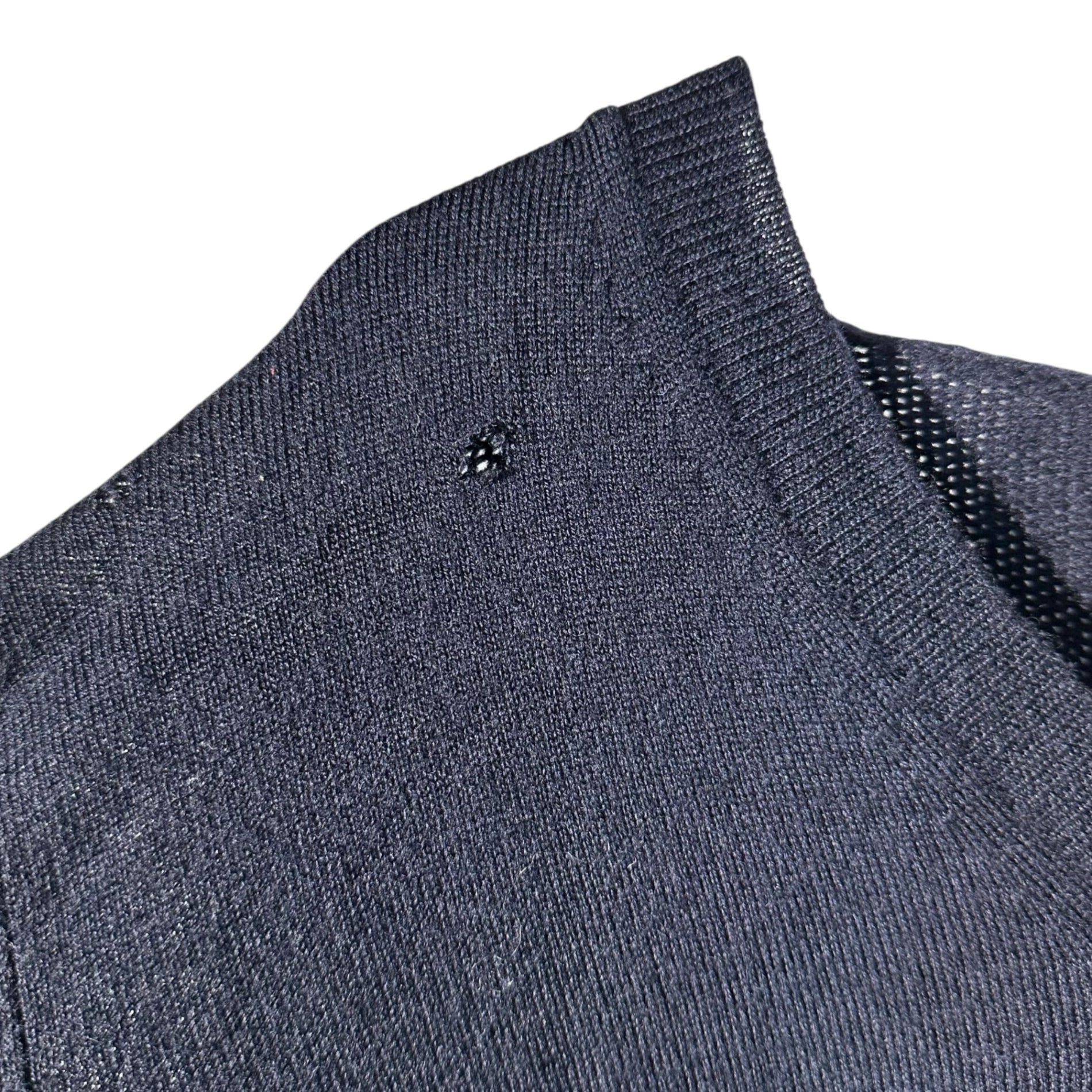 COMME des GARCONS SHIRT(コムデギャルソンシャツ) ”Drown” Printed Back V-Neck Knit プリント バックV ニット W13504 S ネイビー