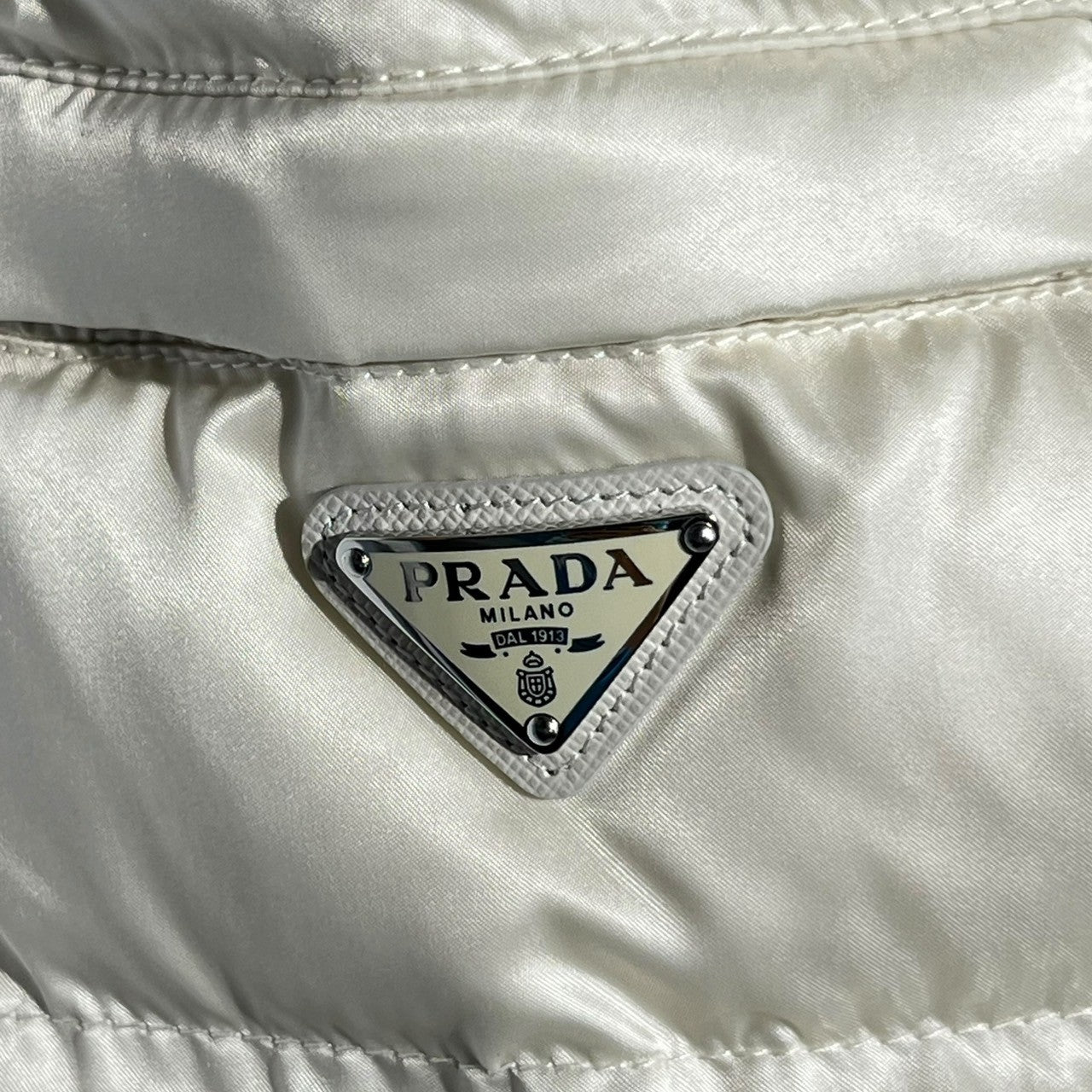 PRADA(プラダ) 20AW fur white goose down jacket ファー ホワイトグース ダウン ジャケット 29P796 38(M程度) ホワイト 三角プレートロゴ