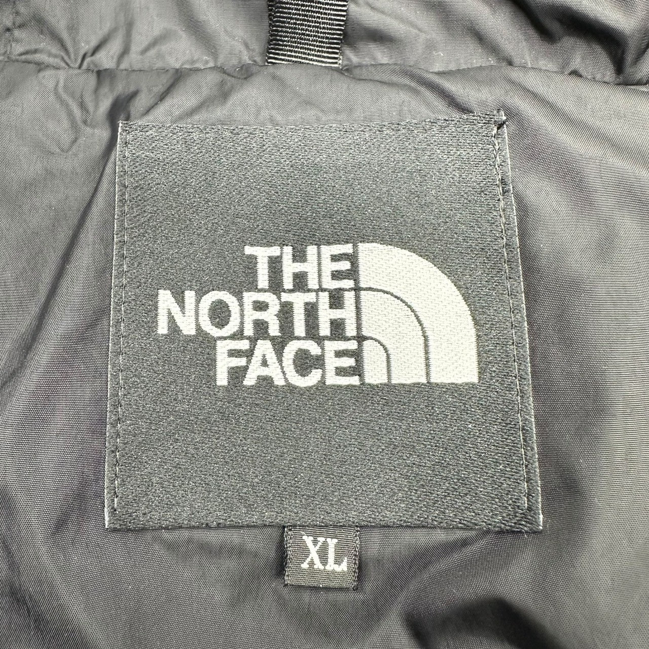 THE NORTH FACE(ノースフェイス) Nuptse Hoodie ヌプシ フーディ ダウン ジャケット ND92331 XL アイボリー×ブラック
