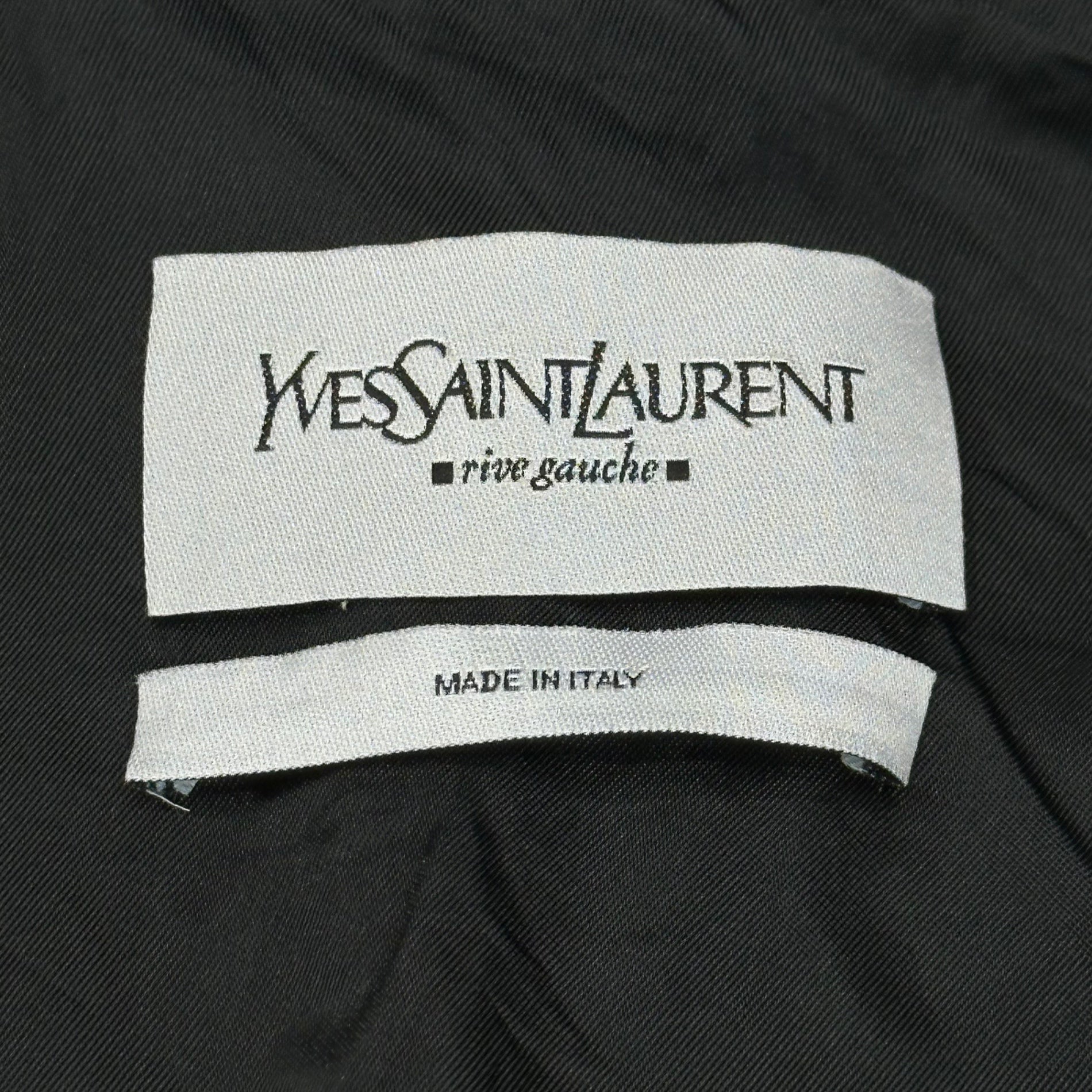YVES SAINT LAURENT(イヴサンローラン) Short-Length Double-Breasted Tailored Jacket ショート丈 ダブル テーラード ジャケット F40 ブラック
