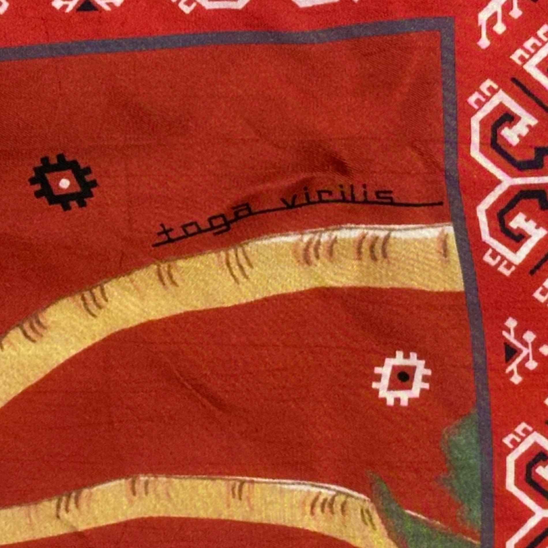 TOGA VIRILIS(トーガビリリース) Palm tree print scarf ヤシの木 プリント スカーフ レッド