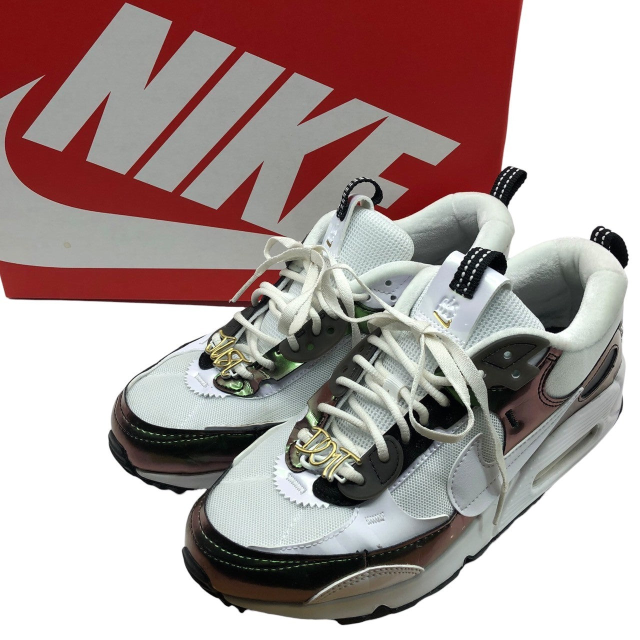 NIKE(ナイキ) Air Max 90 Futura SE エア マックス 90 フューチュラ SE FV1168-100 26cm ホワイト  ローカット スニーカー