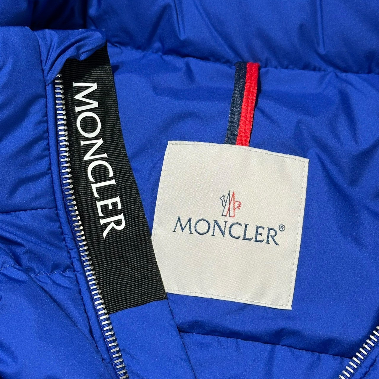 MONCLER(モンクレール) ALBYT GILET アルビート ジレ ダウン ベスト C-ZIND-22-132150 5(3XL) ブルー タグ付