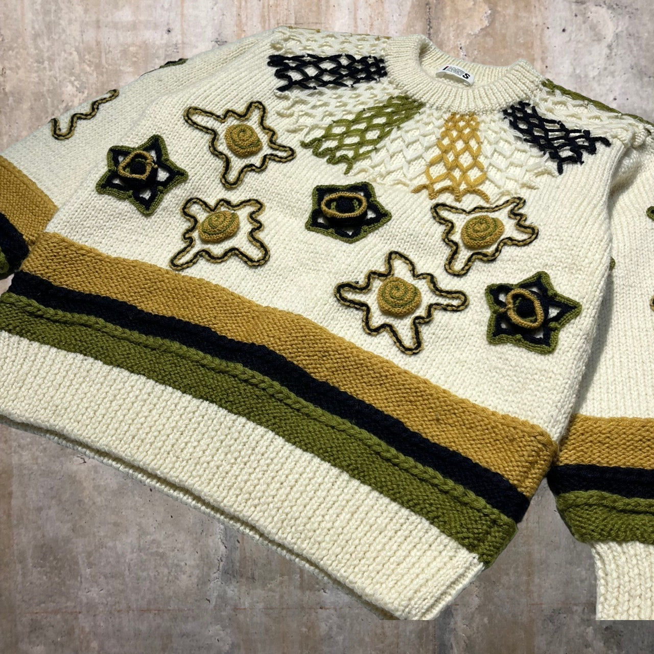 i.s. ISSEY MIYAKE(アイエス イッセイミヤケ) 90’s motif embroidery knit/刺繍ニット IS13-KN005 M マルチ IS