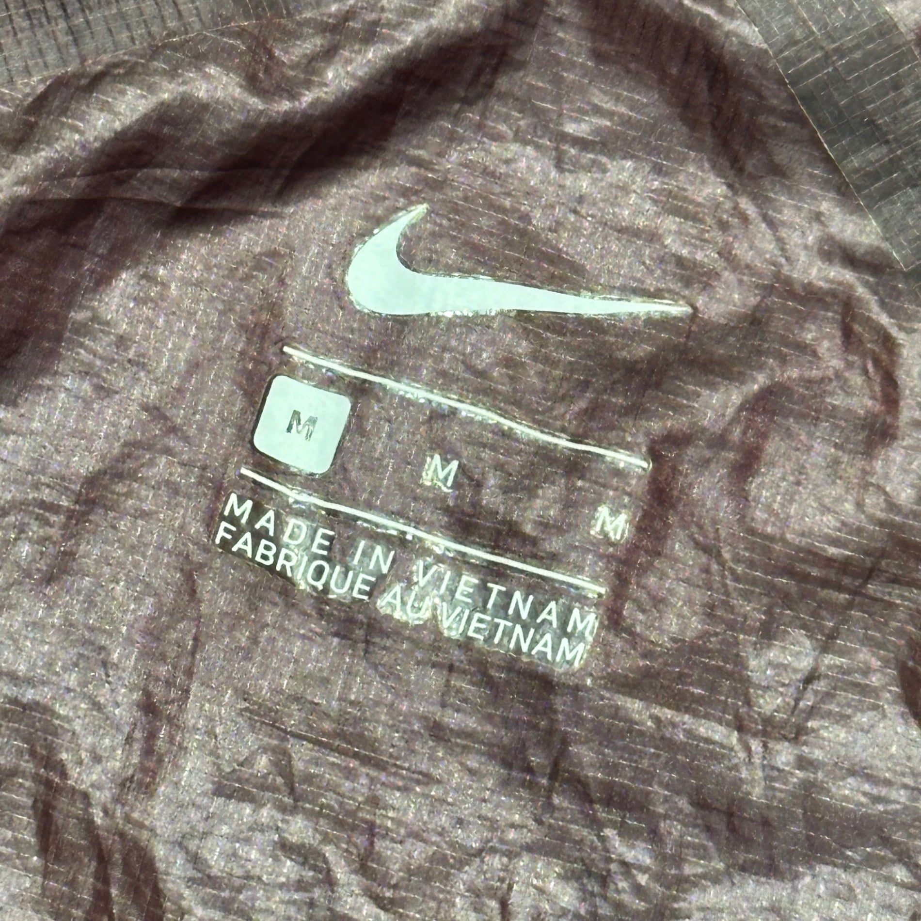 GYAKUSOU(ギャクソウ) GIZ Print Running Jacket ギズ プリント ランニング ジャケット 842782-210 M ボルドー