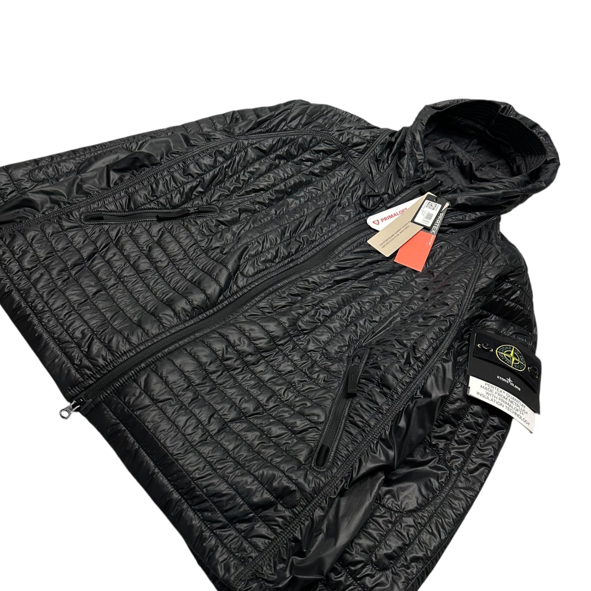 STONE ISLAND(ストーンアイランド) 24AW PERTEX QUATUM NETPLUS PRIMALOFT Compass-badge Jacket パテッド フーデッド ジャケット 811543232 L ブラック 中綿 マウンテンパーカー