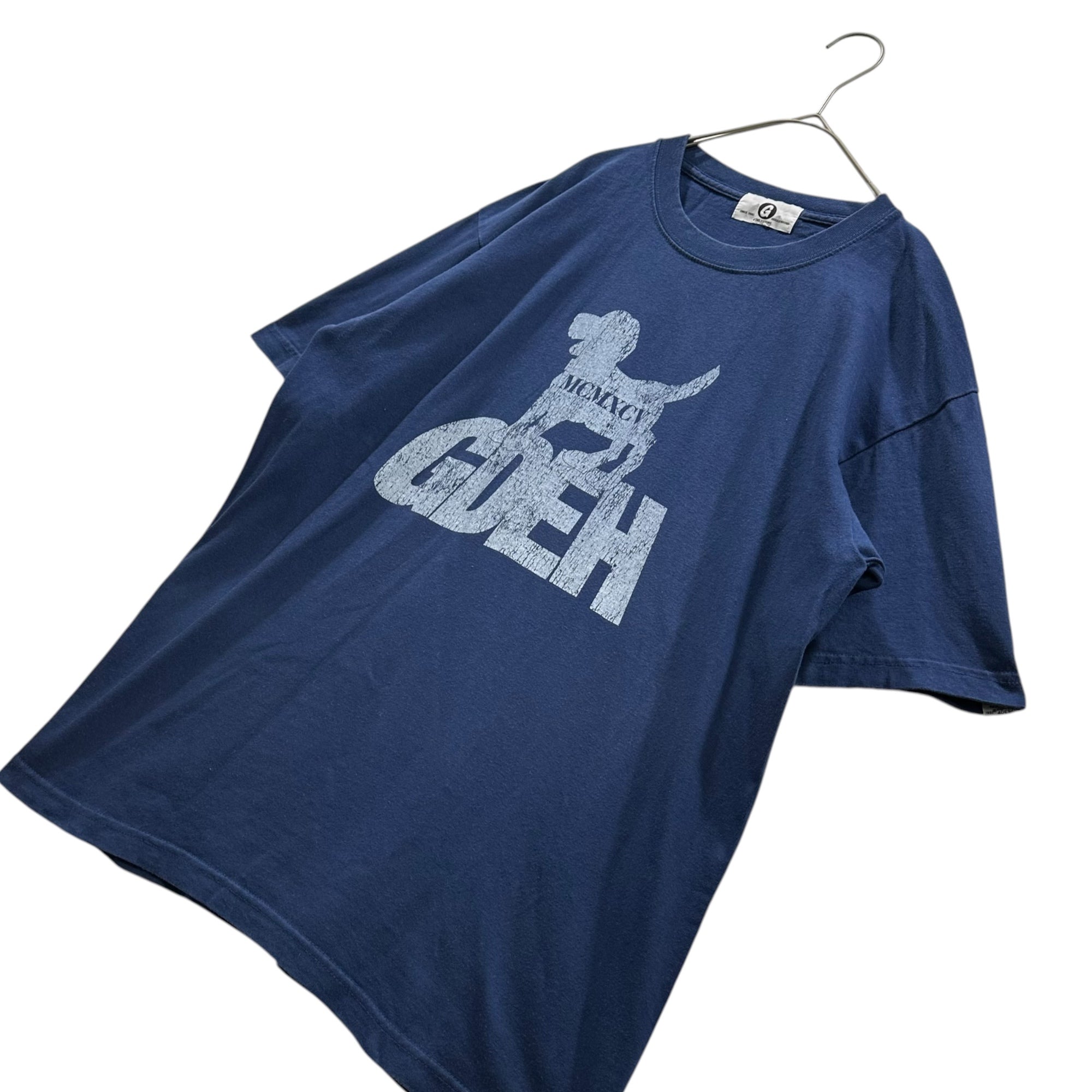 GOODENOUGH(グッドイナフ) 2015’s MCMXCV S/S graphic T-shirt 半袖 グラフィック Tシャツ ネイビー×ホワイト
