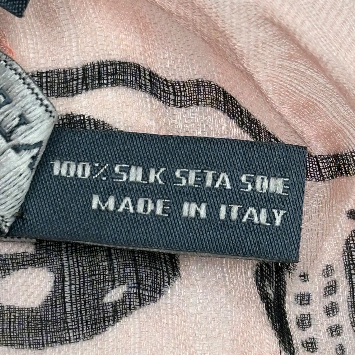 ALEXANDER MCQUEEN(アレキサンダーマックイーン) Stole with skull design スカル 総柄 ストール ピンク×ブラック