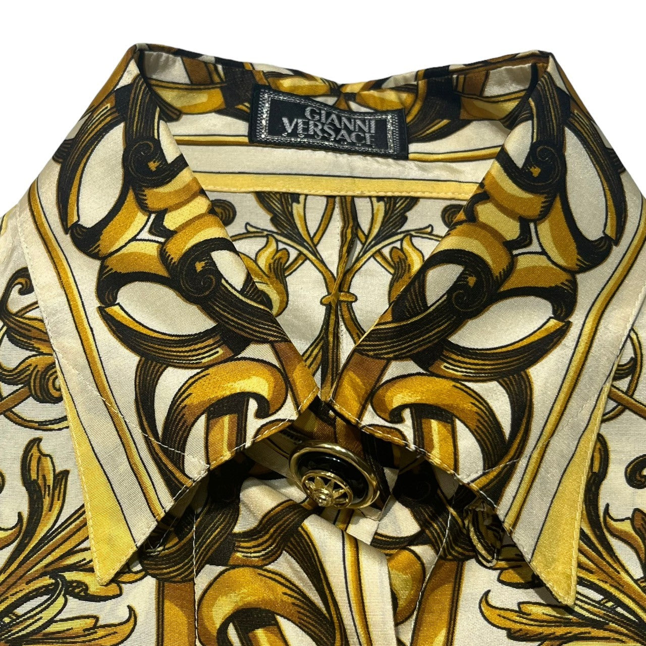 GIANNI VERSACE(ジャンニヴェルサーチ) 90’s scarf silk shirt 金ボタンスカーフ柄比翼シルクシャツ 40(Lサイズ程度) アイボリー×ゴールド 総柄/シルク100%