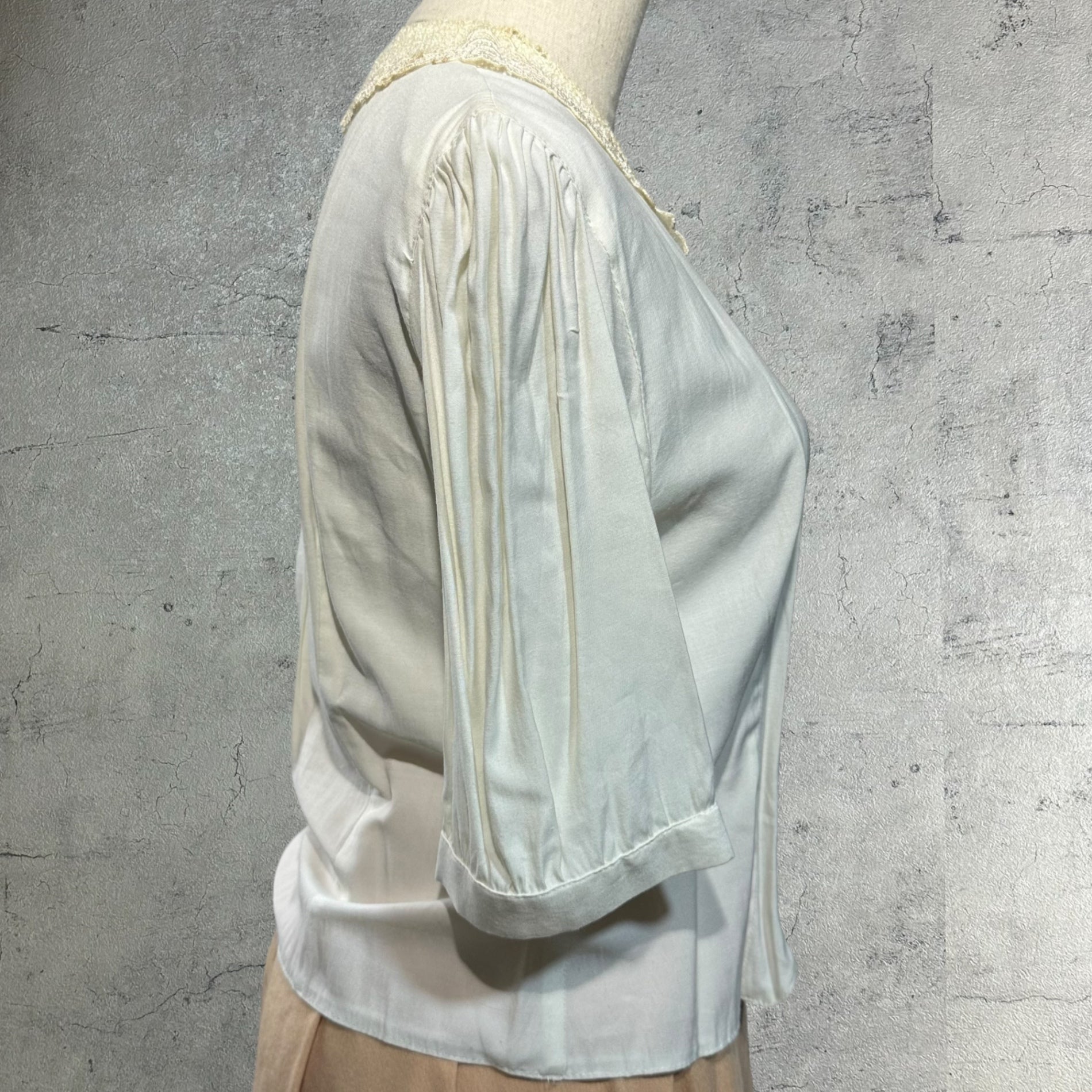 Euro vintage(ヨーロッパヴィンテージ) 50's~ beige_round collar with lace short sleeve blouse レース襟の半袖ブラウス 2(M~L程度) ベージュ