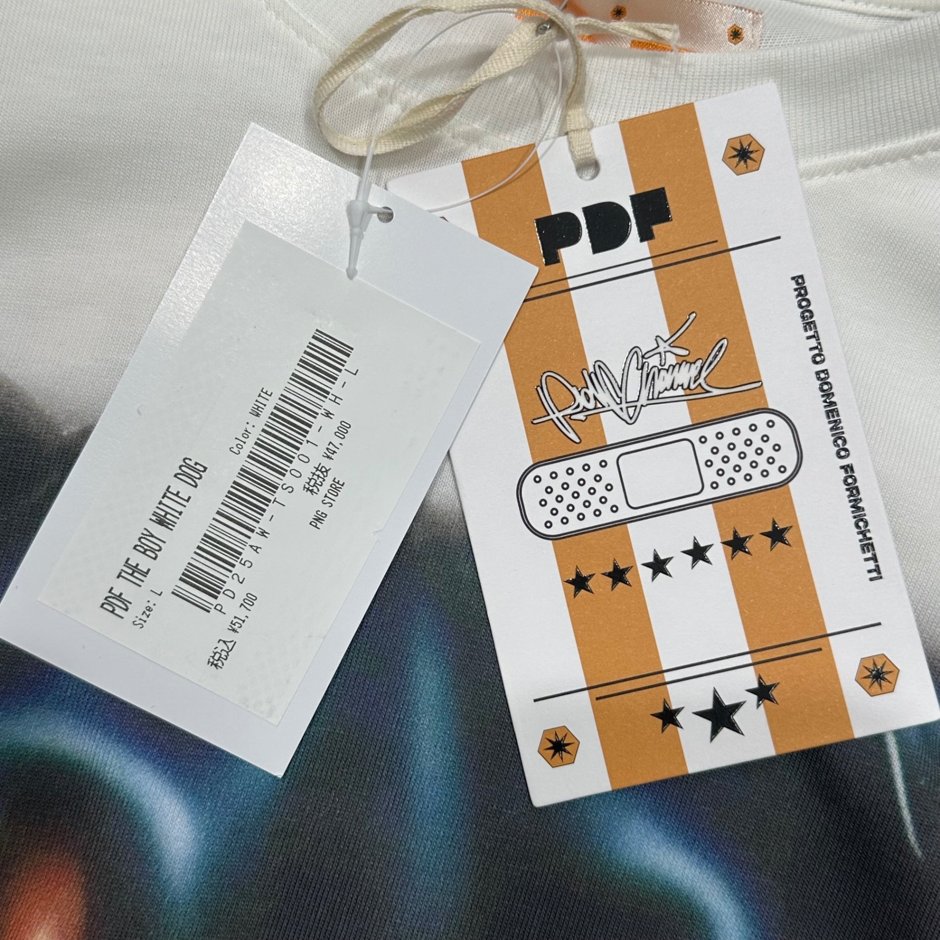 PDF(ピーディーエフ) THE BOY WHITE DOG T-SHIRT / WHITE グラフィック Tシャツ ホワイト PNG STORE 取扱