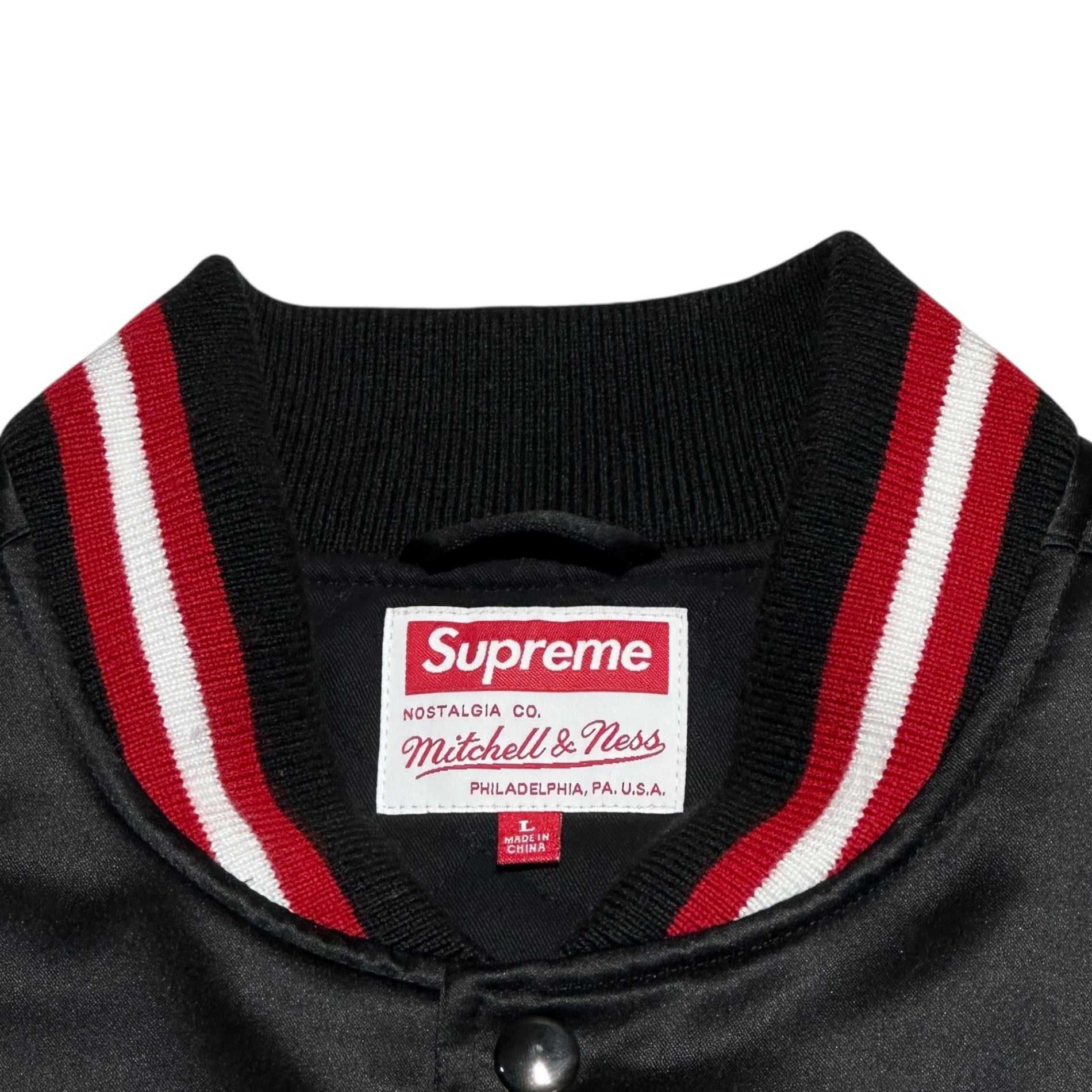 SUPREME×mitchell&ness(シュプリーム×ミッチェルアンドネス) 21SS Satin Varsity Jacket サテン バーシティ ジャケット L ブラック コラボ ブルゾン ロゴ スタジャン