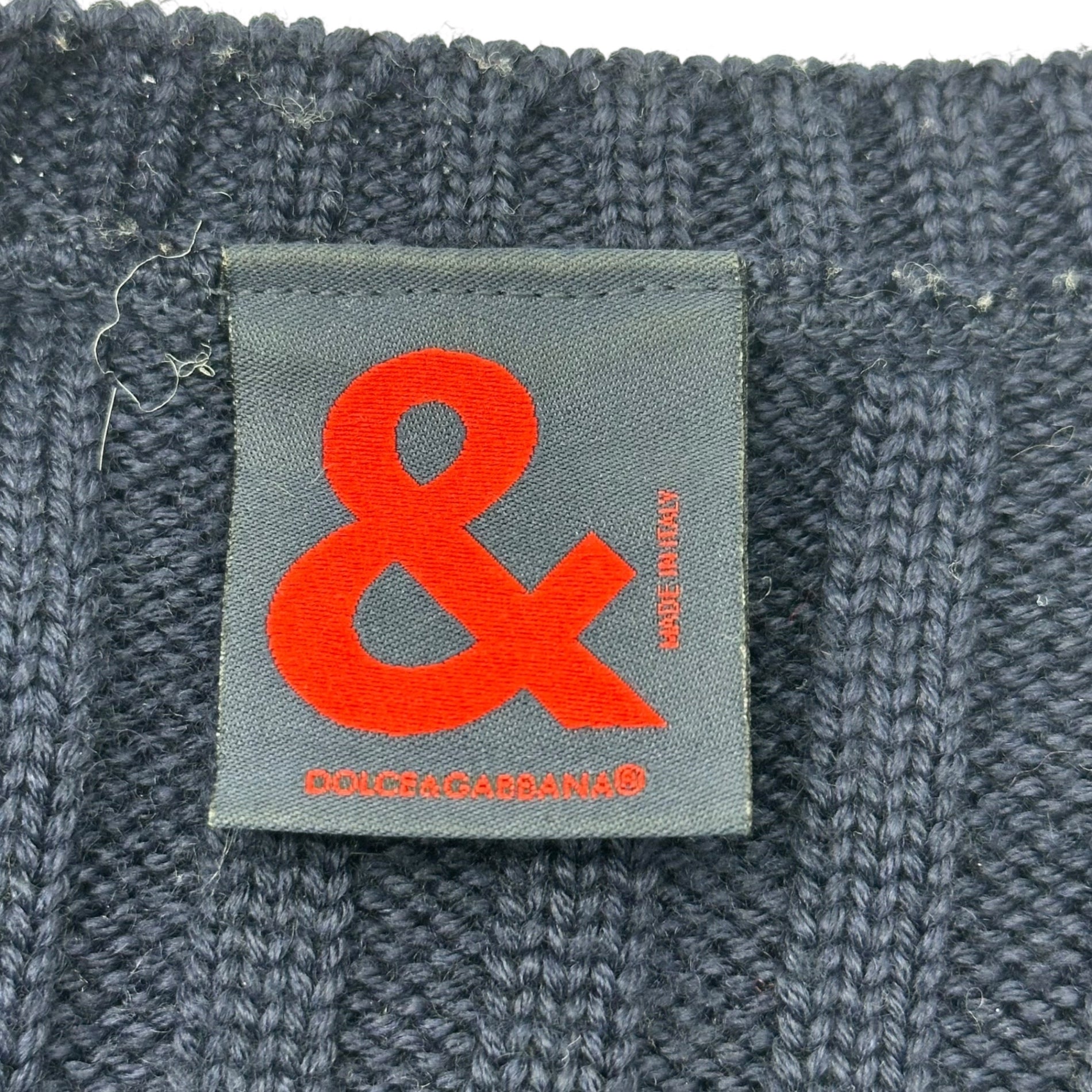 D&G(ディー&ジードルガバドルチェ&ガッバーナ) Chest “&” weave crew neck school knit 胸 「&」織り クルーネック スクール ニット K687.8224 38(M程度) ネイビー×レッド
