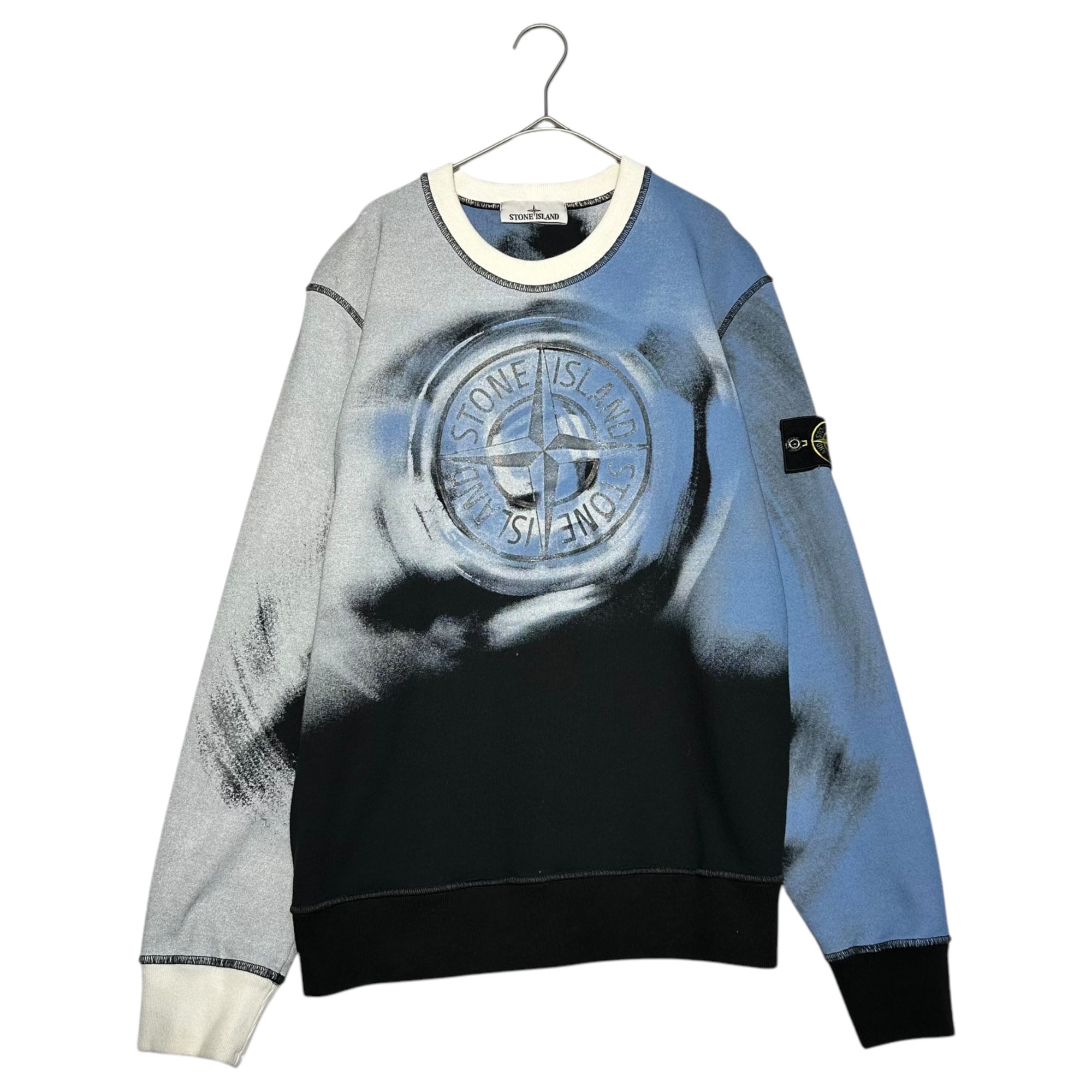 STONE ISLAND(ストーンアイランド) 22AW Blue Motion Saturation Crewneck Sweatshirt ブルー モーション サチュレーション クルーネック スウェット 771563045 M ブルー×ブラック ロゴ ワッペン