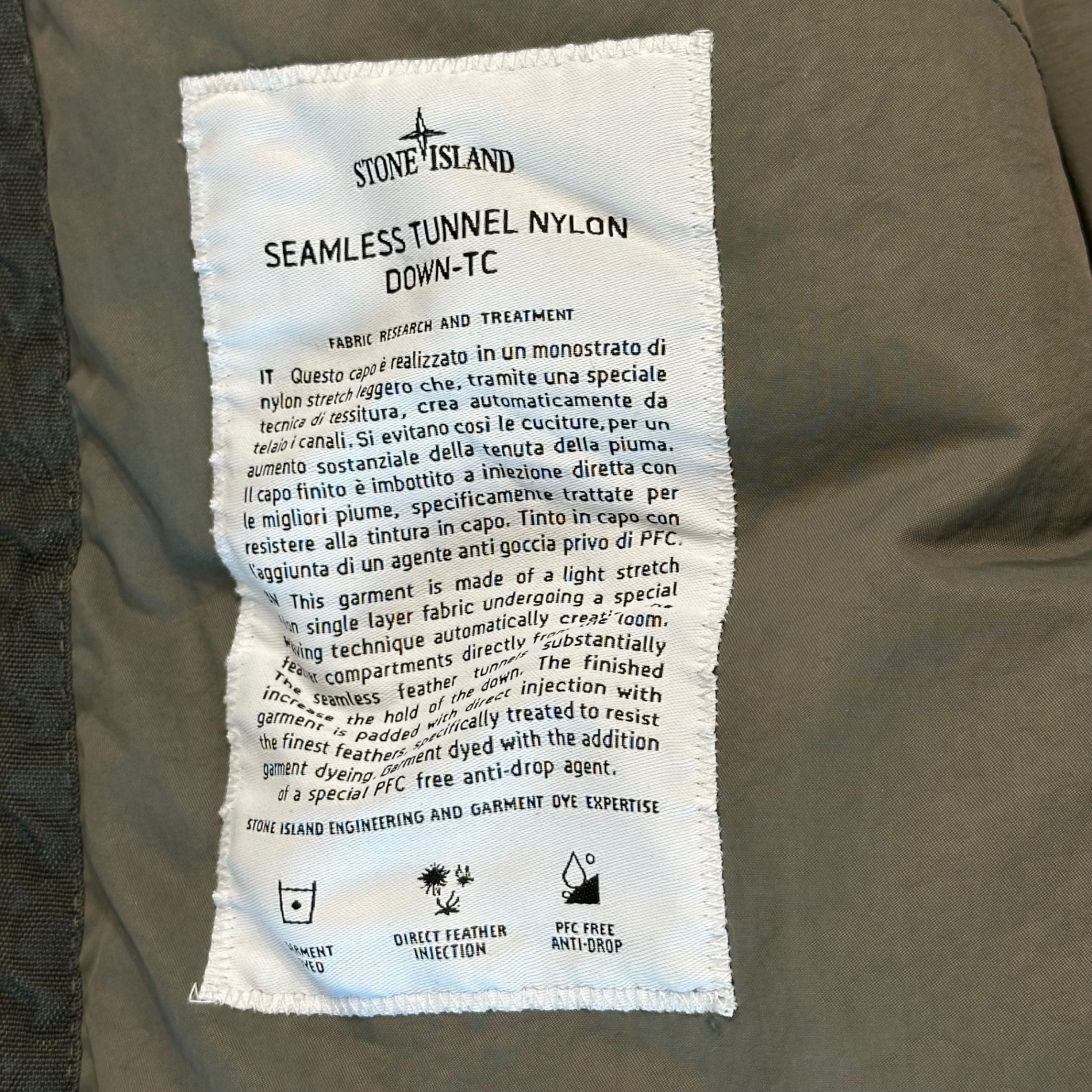 STONE ISLAND(ストーンアイランド) 24AW SEAMLESS TUNNEL NYLON DOWN -TC シームレス タンネル ナイロン ダウン ベスト 8115G0828 XL カーキ