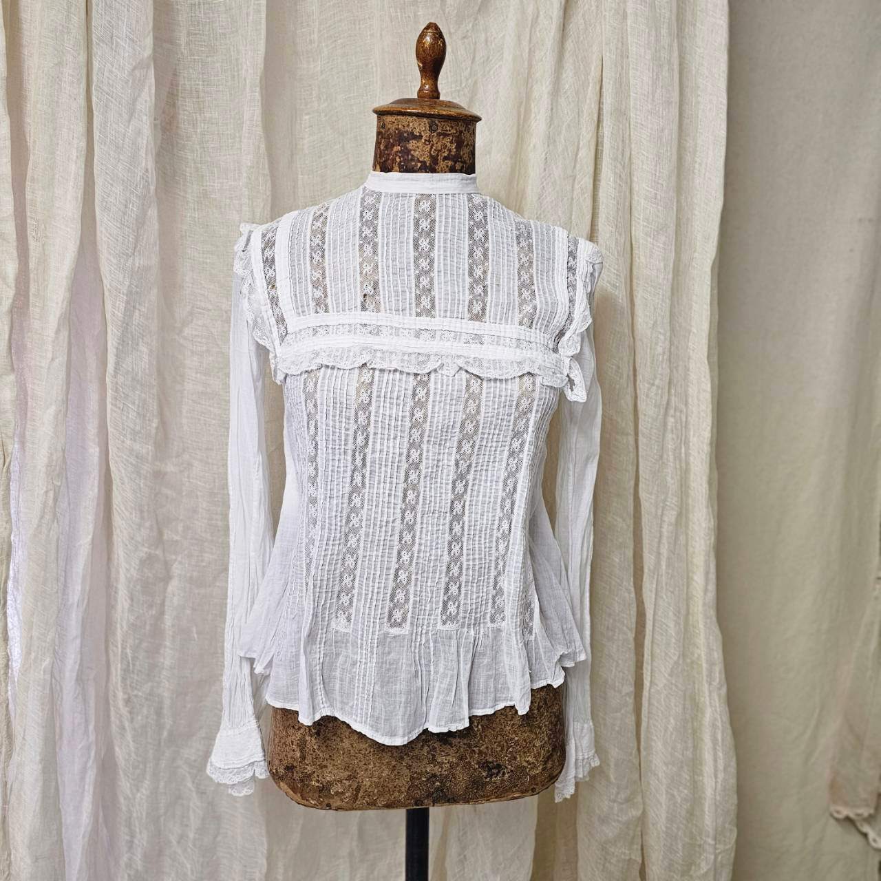 Euro antique(ヨーロッパアンティーク) 1900's~ antique victoria lace blouse アンティーク ヴィクトリアンレースブラウス 表記無し(Sサイズ程度) ホワイト 所々シミ有