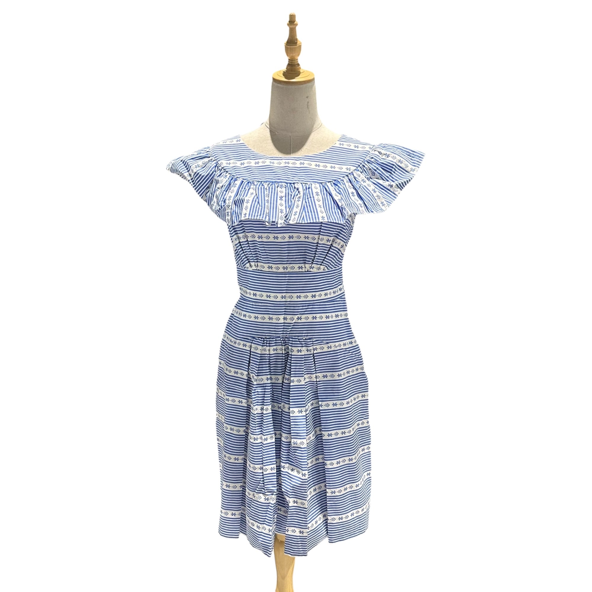 miu miu(ミュウミュウ) 2015AW Geometric Pattern Striped Sleeveless Dress 幾何学模様 ストライプ ノースリーブ ワンピース AMM1 2015 936 40 スカイブルー×ホワイト